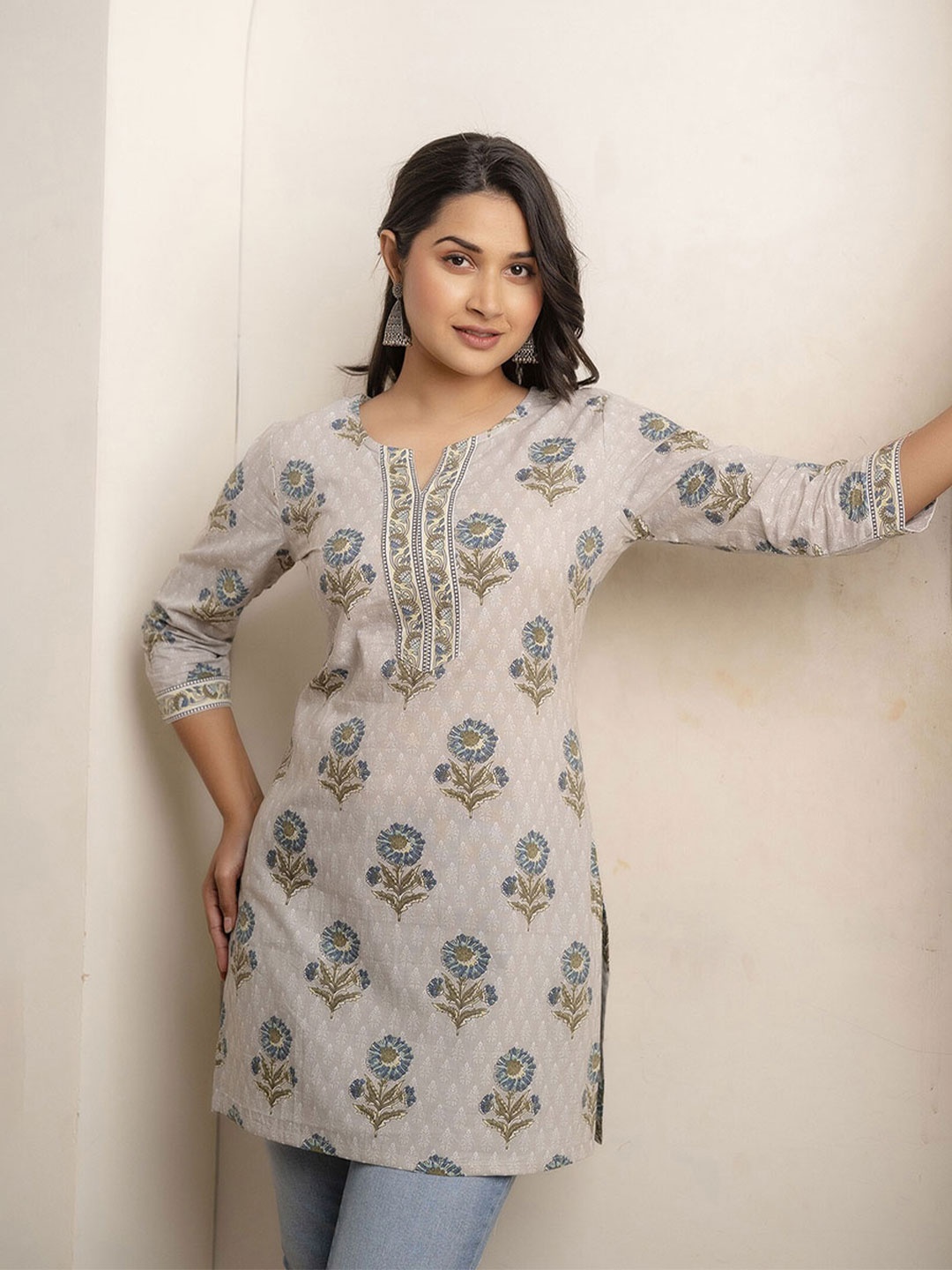 

Nayo Floral Printed Mandarin Collar Cotton Tunic, Grey