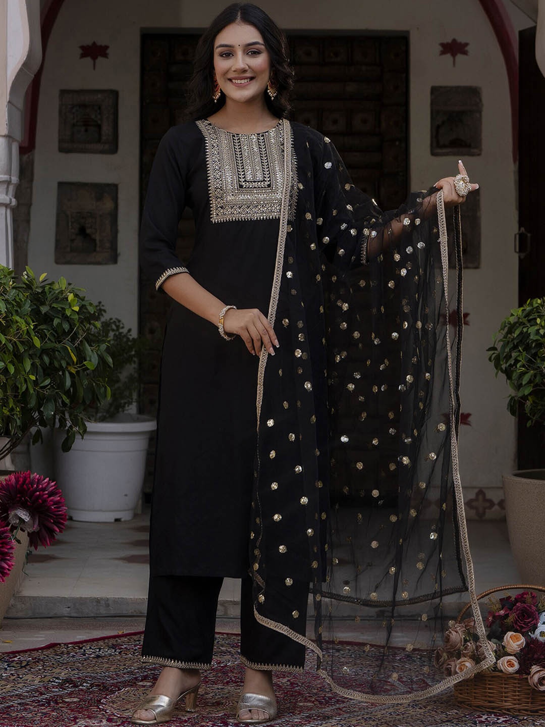 

Nayo Floral Embroidered Thread Work Straight Kurta with Palazzos & With Dupatta, Black