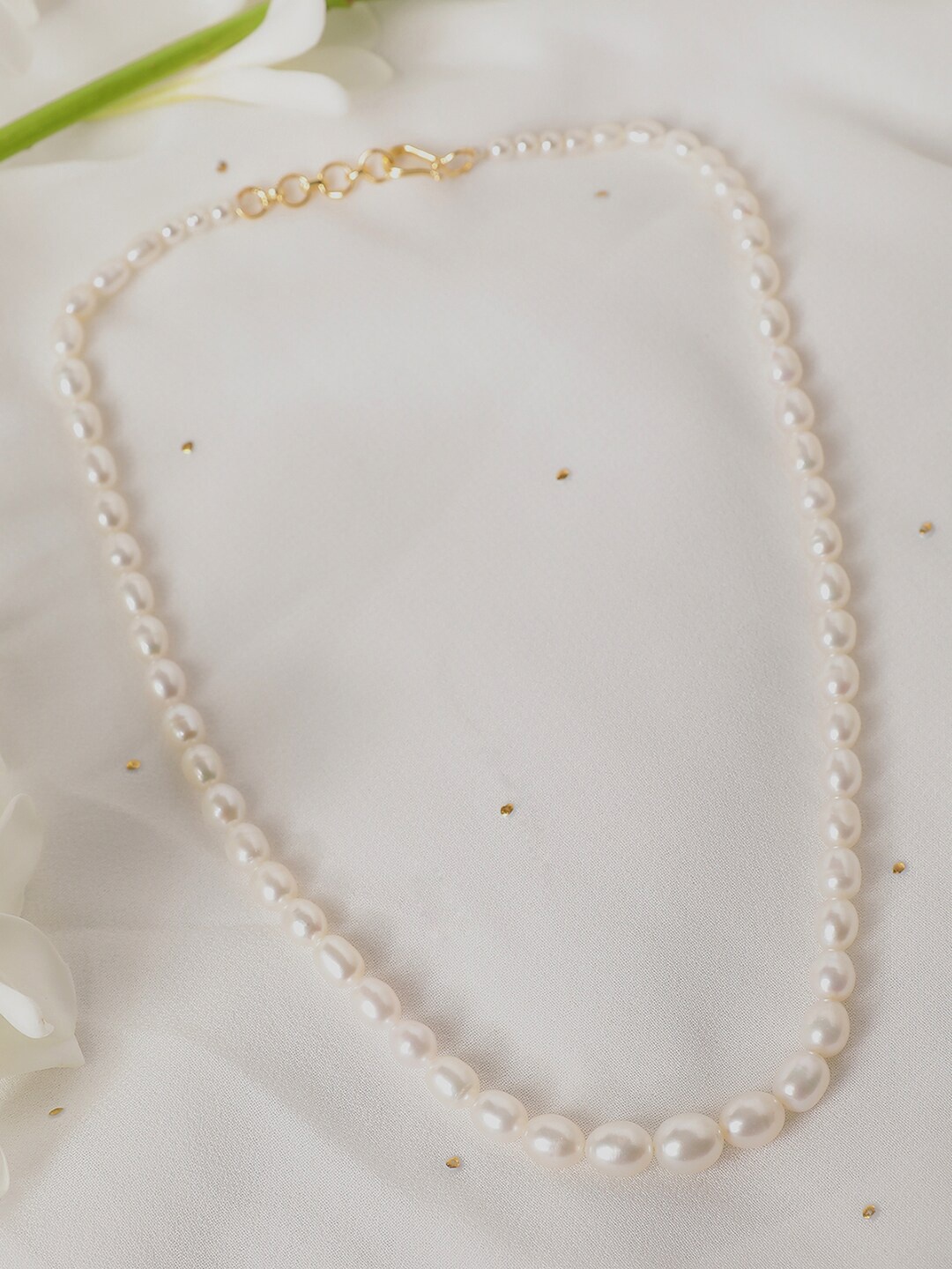 

XAGO Gold-Plated Crystals Studded & Pearls Beaded Necklace