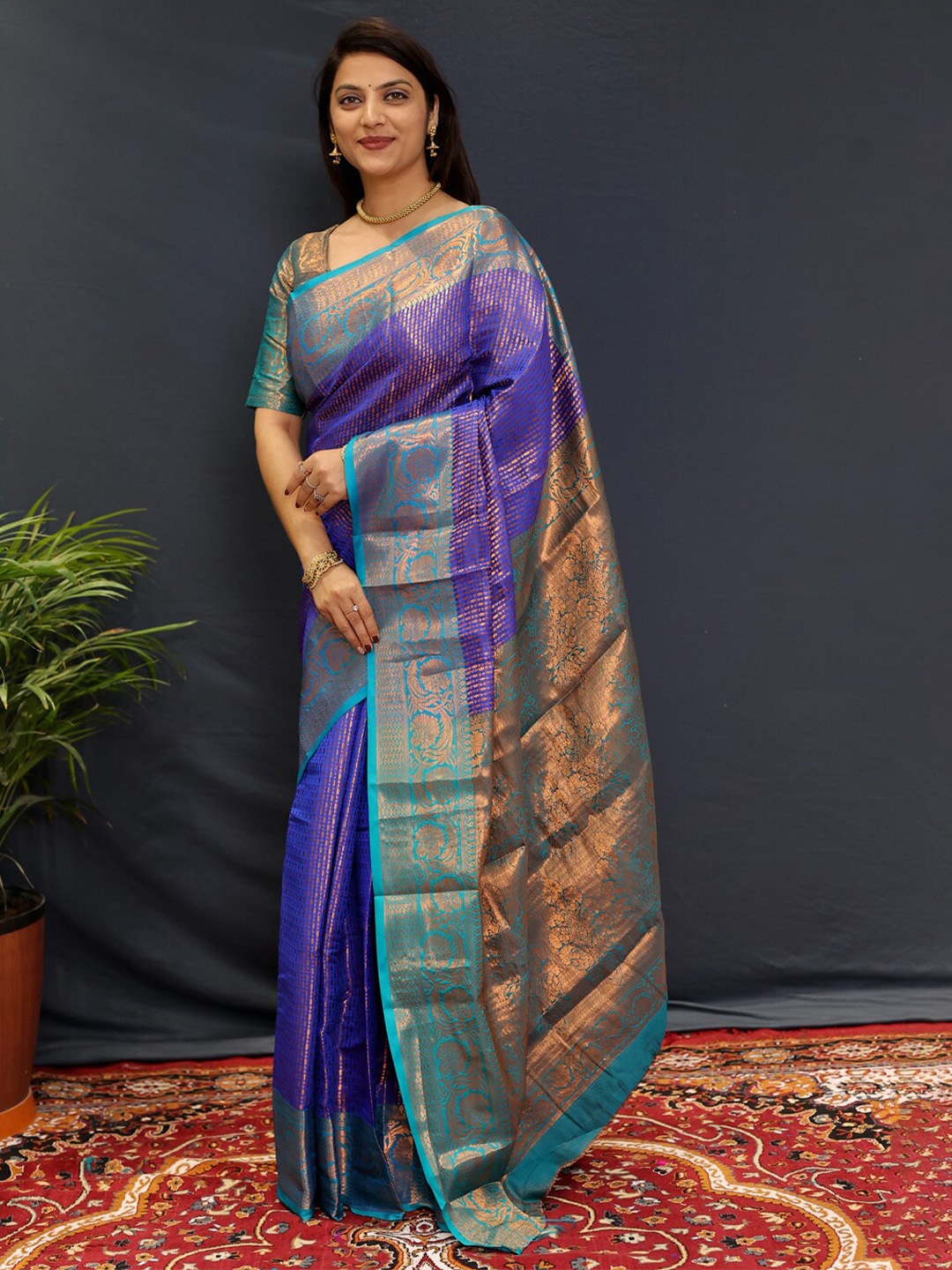 

Mitera Woven Design Zari Kanjeevaram Saree, Blue