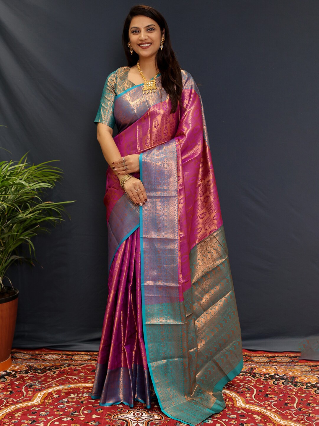

Mitera Woven Design Zari Kanjeevaram Saree, Purple