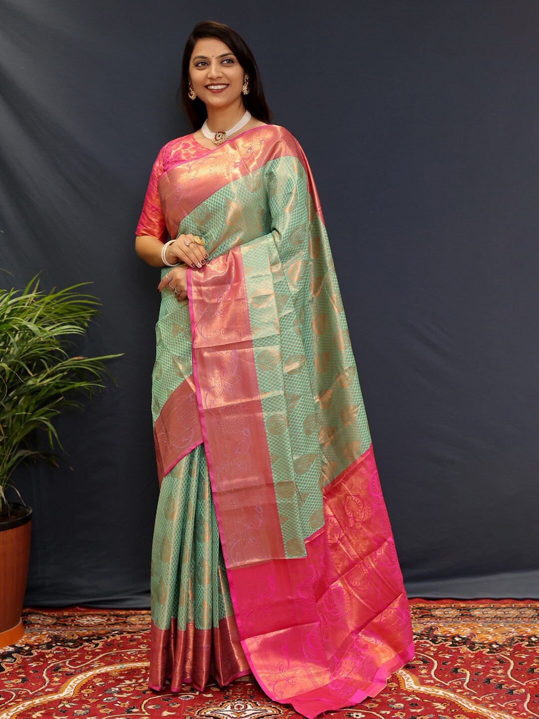 

Mitera Woven Design Zari Kanjeevaram Saree, Sea green