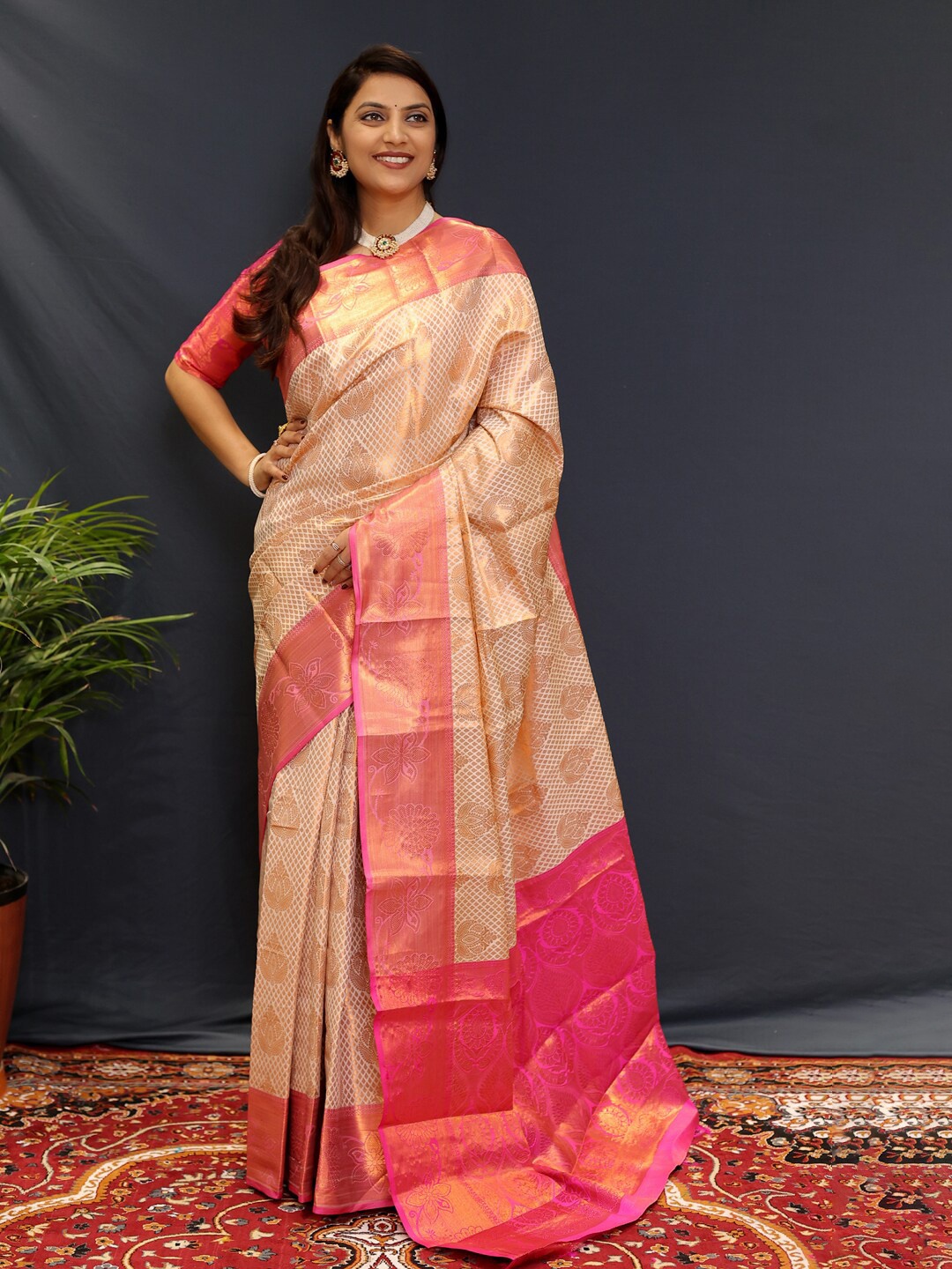 

Mitera Woven Design Zari Kanjeevaram Saree, Off white