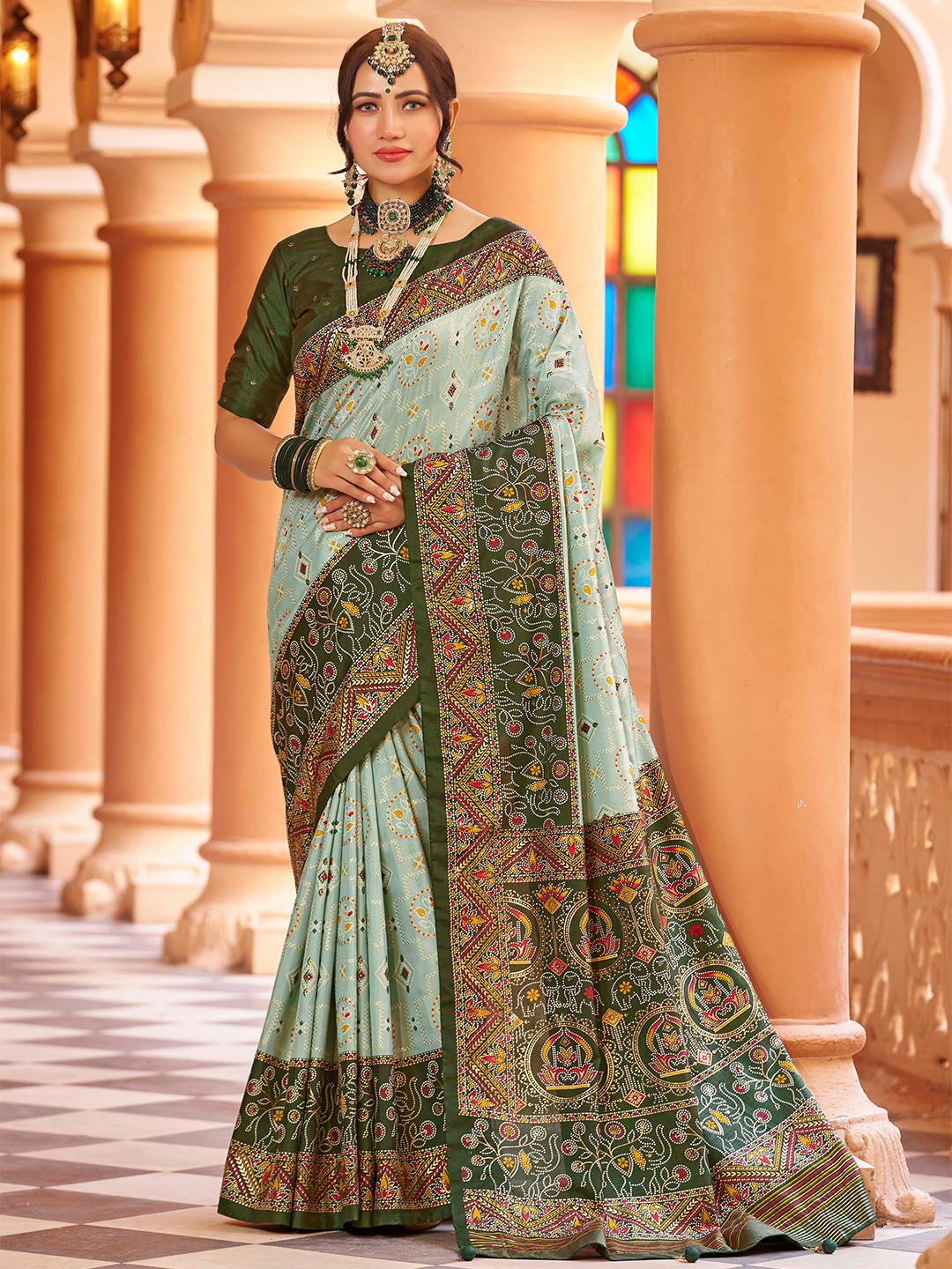 

Ekta Textiles Floral Printed Pure Silk Banarasi Saree, Green