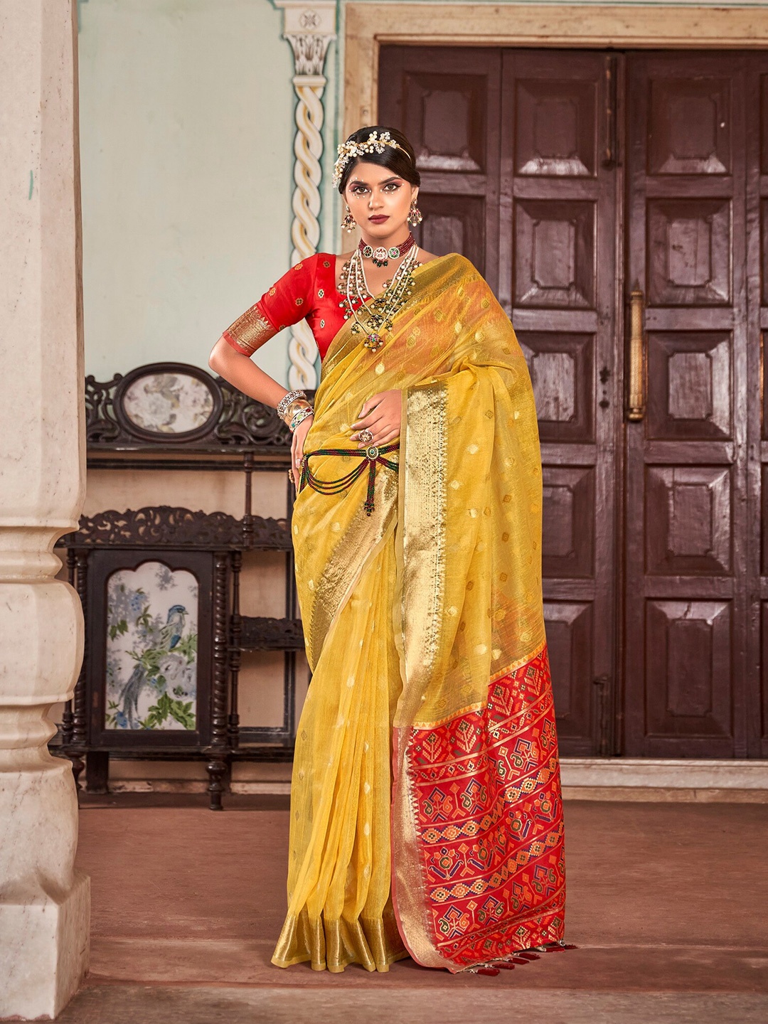 

Ekta Textiles Ethnic Motifs Woven Design Zari Pure Cotton Banarasi Saree, Yellow