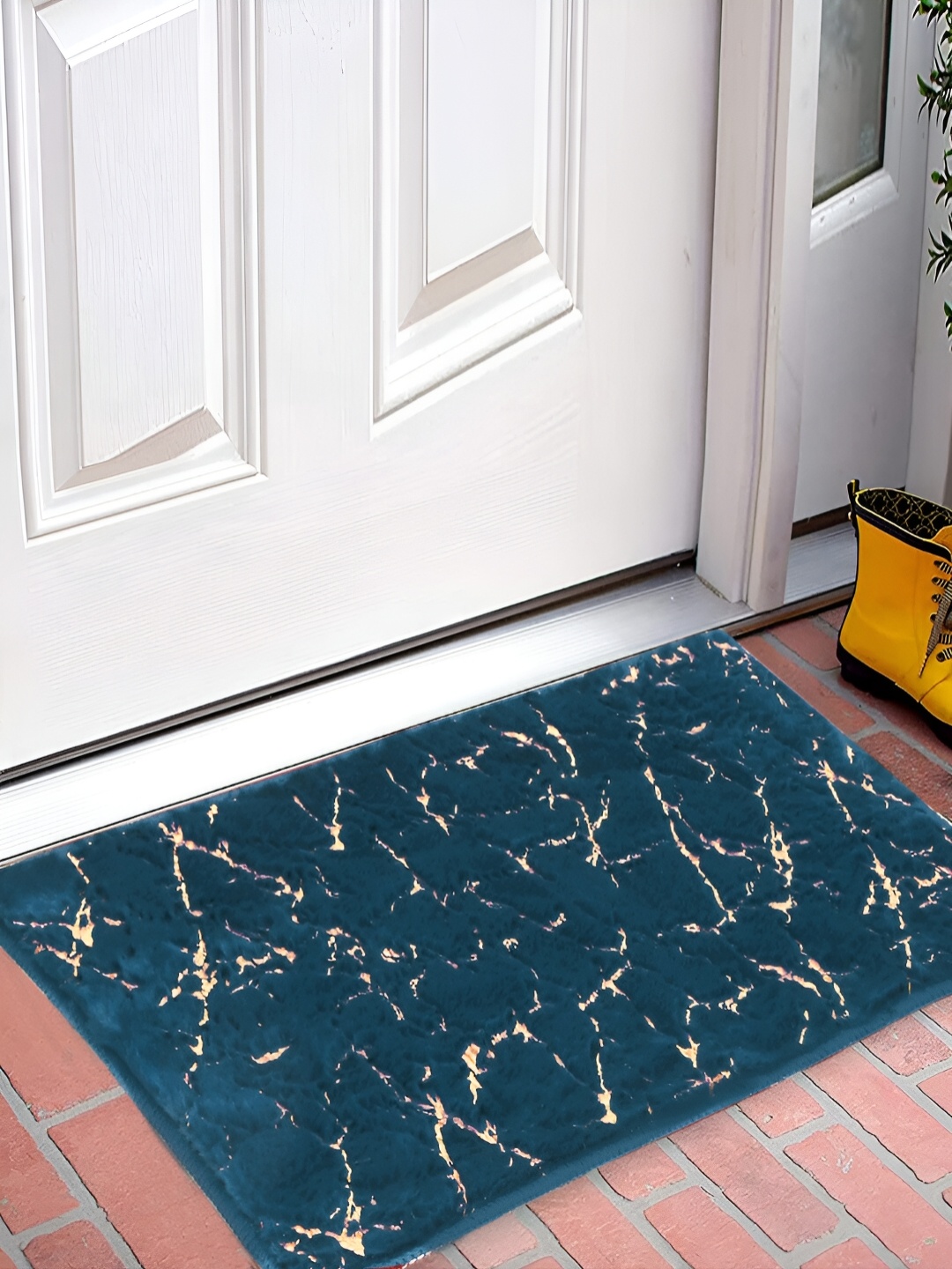 

FABINALIV Blue & Beige Abstract Anti-Skid Doormat