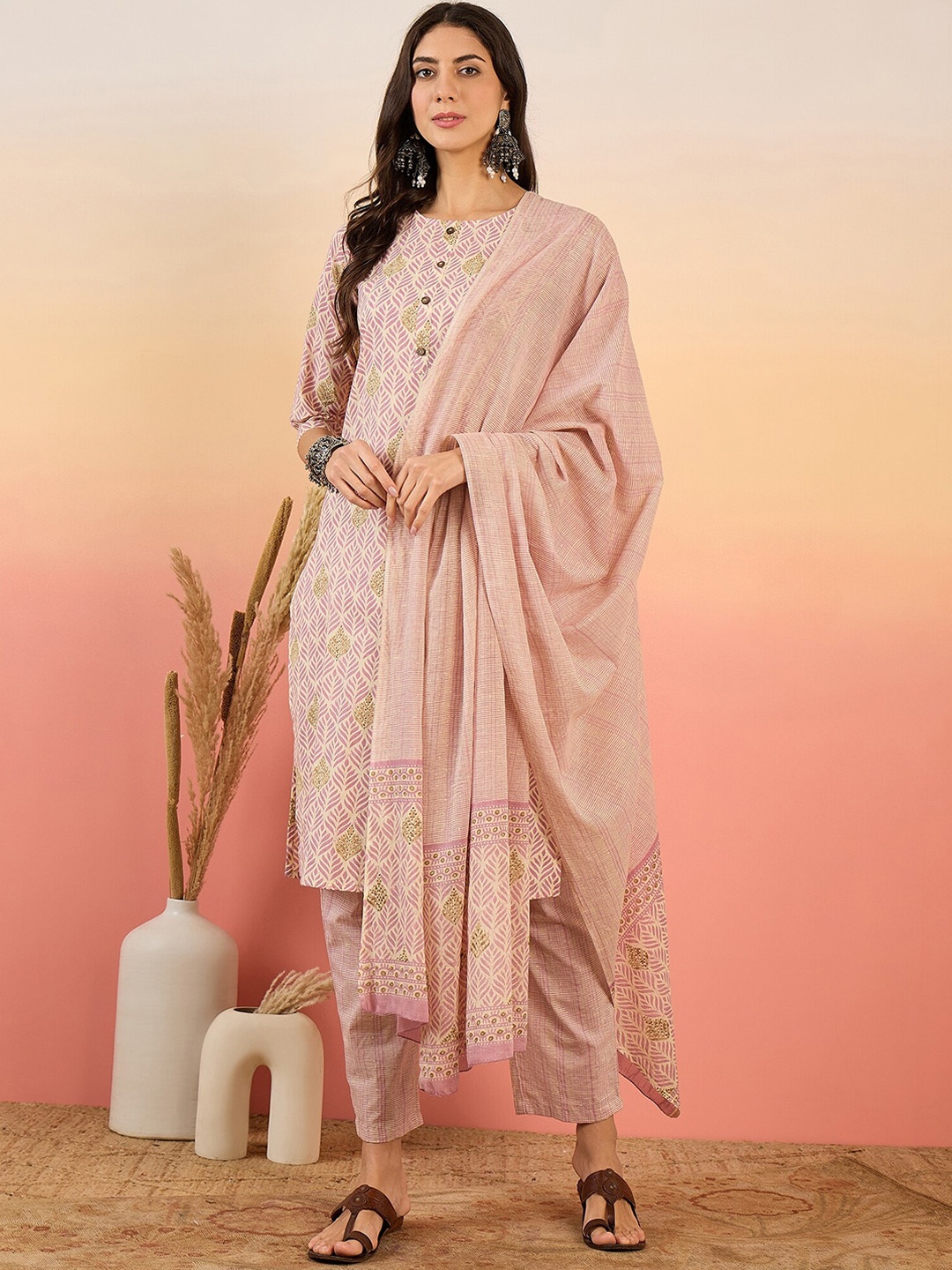 

Vastramyaa Ethnic Motifs Printed Thread Work Pure Cotton Kurta With Trousers & Dupatta, Mauve