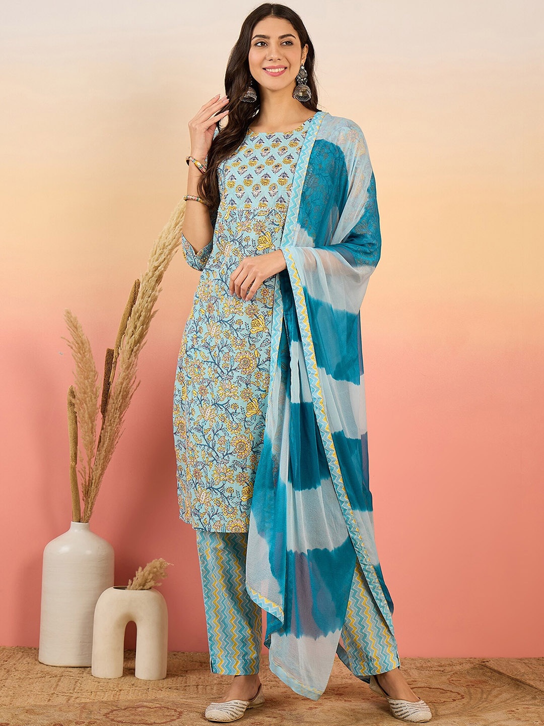 

Vastramyaa Floral Printed Regular Pure Cotton Gotta Patti Kurta With Trousers & Dupatta, Blue