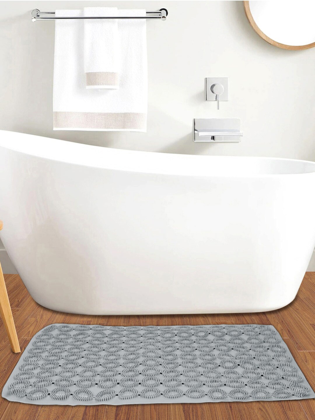 

FABINALIV Grey Geometric Anti-Skid Shower Mat with Suction Cups