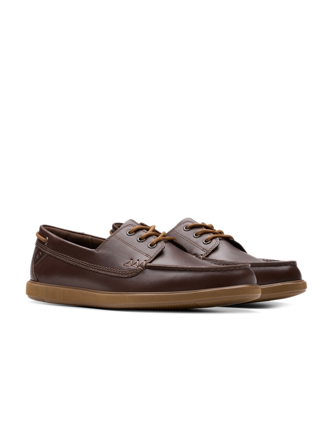 

Clarks Men Round Toe Leather Boat Shoes, Brown