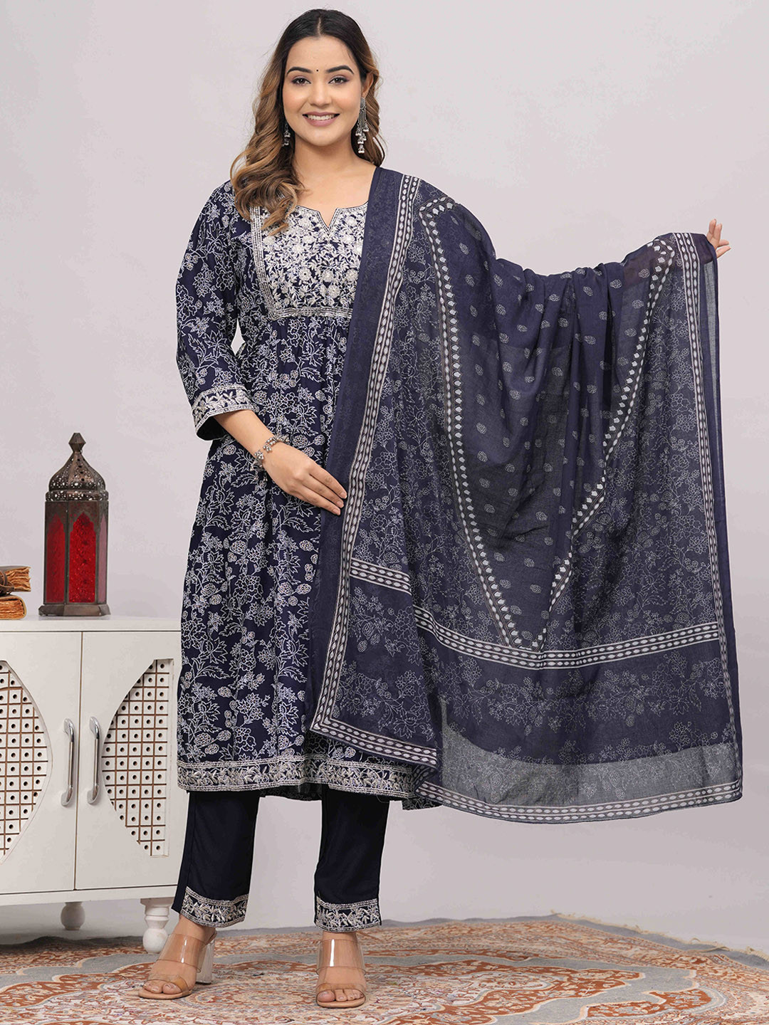 

BAESD Floral Embroidered Regular Kurta with Trousers & With Dupatta, Blue