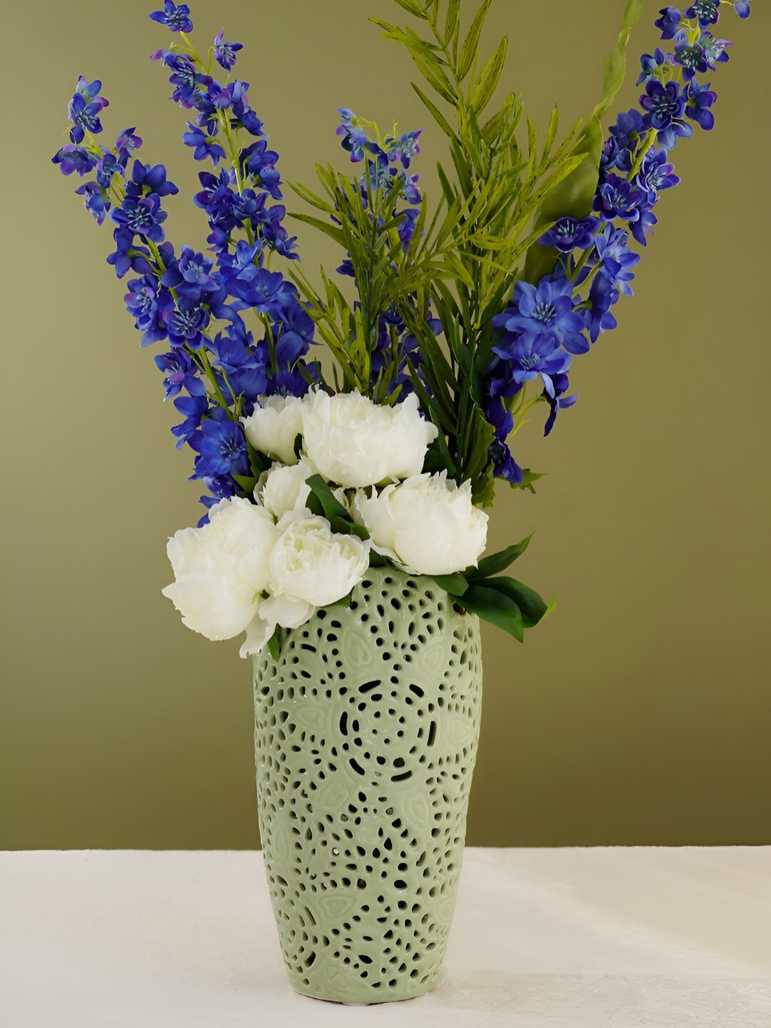 

Pure Home and Living Green Floral Cut-out Patterned Ceramic Vase