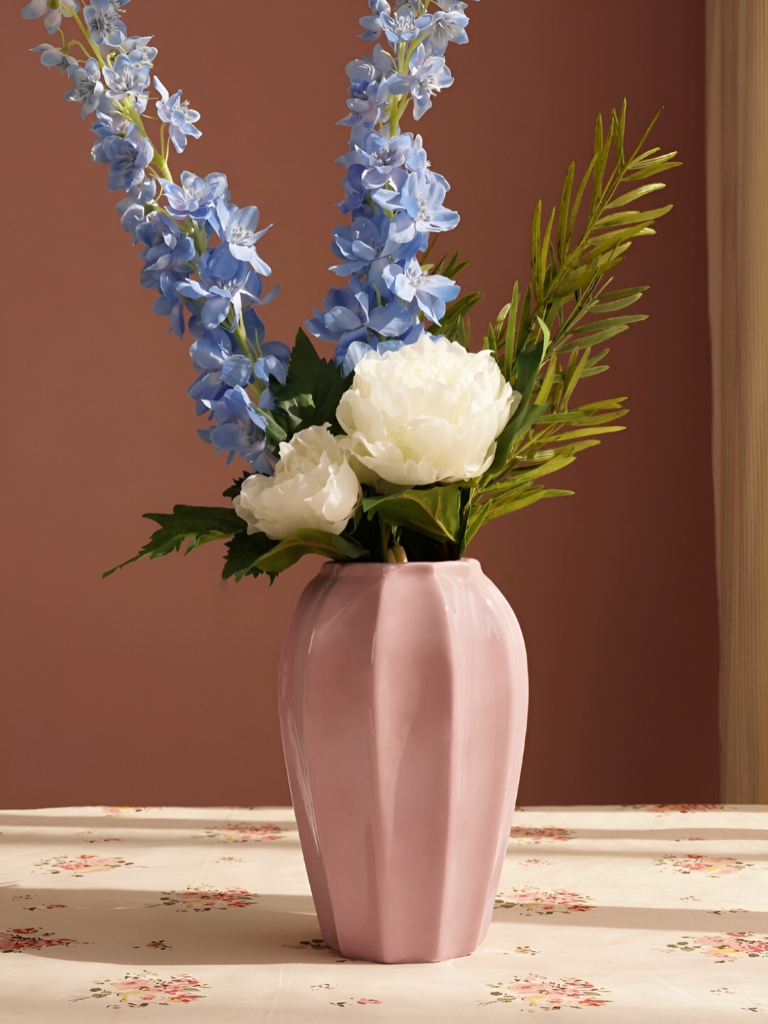 

Pure Home and Living Pink Ribbed Ceramic Vase