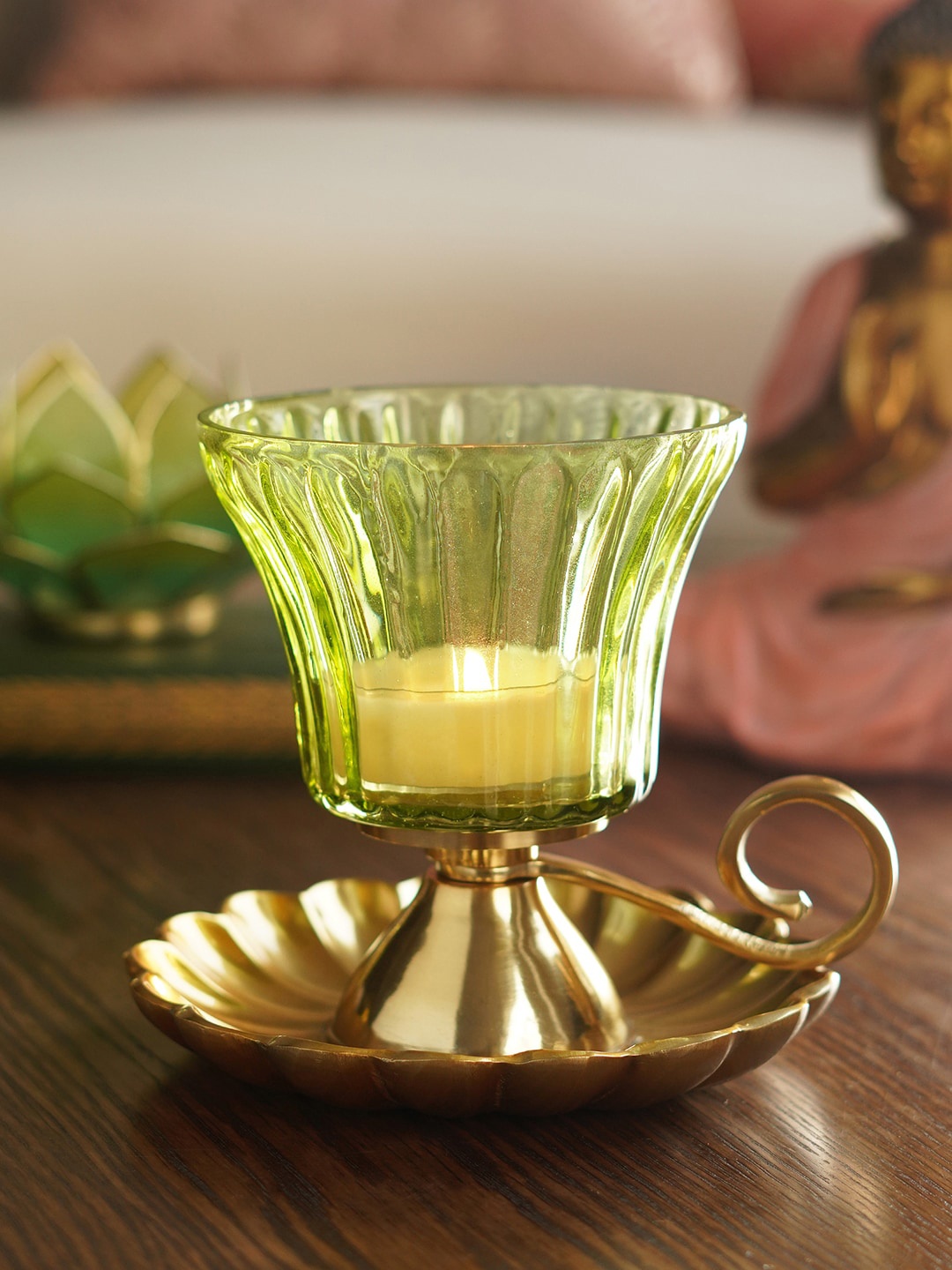 

Pure Home and Living Green Ribbed Candle Holder With Stand