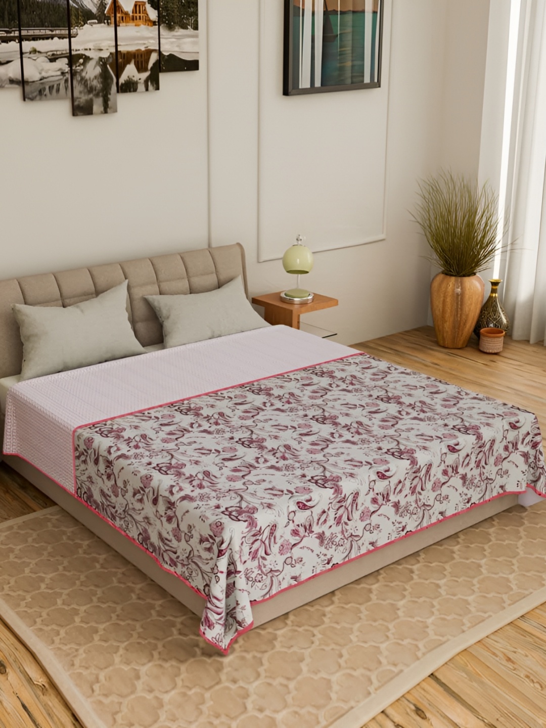 

CURIOUS LIFESTYLE Pink & White Floral Printed 150 GSM Cotton Double Bed Dohar