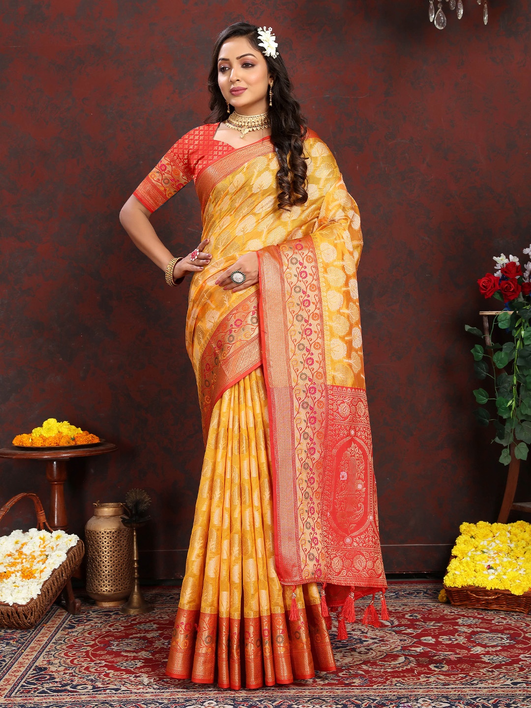 

Ekta Textiles Ethnic Motifs Woven Design Zari Organza Banarasi Saree, Yellow