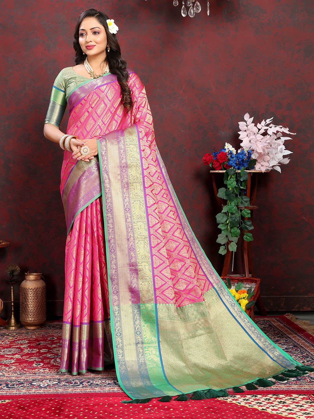 

Ekta Textiles Ethnic Motifs Woven Design Zari Pure Silk Banarasi Saree, Pink