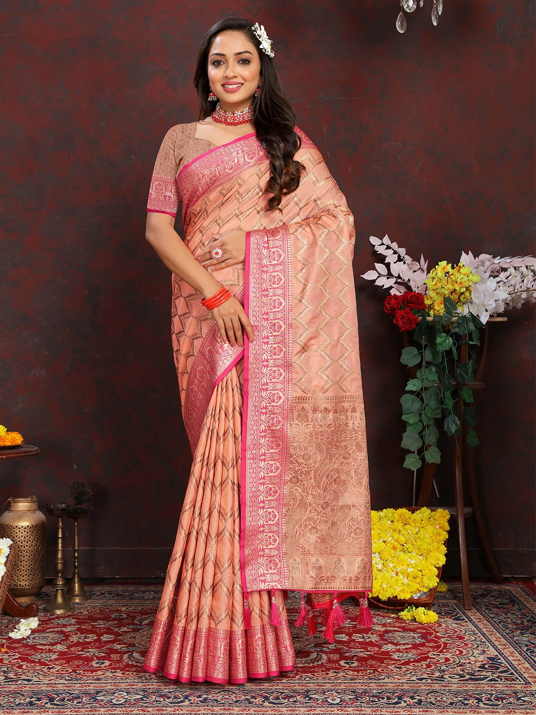 

Ekta Textiles Ethnic Motifs Woven Design Zari Pure Silk Banarasi Saree, Peach