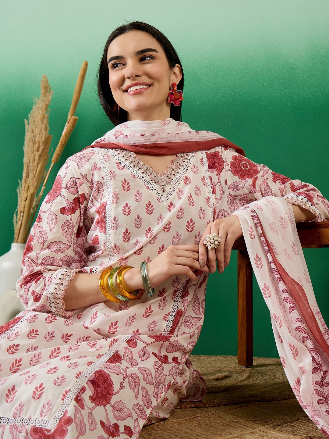 

Sangria Floral Printed Pure Cotton Kurta With Trouser & Dupatta, Pink