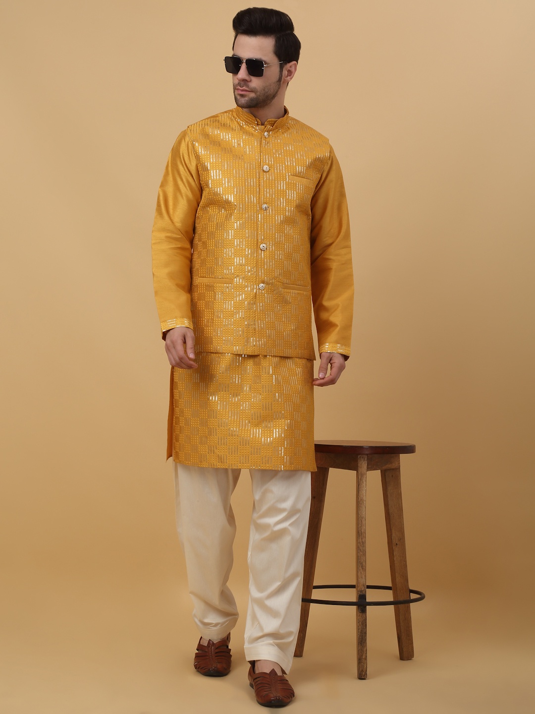 

KRAFT INDIA Geometric Embroidered Cotton Silk Straight Kurta & Salwar With Nheru Jacket, Yellow