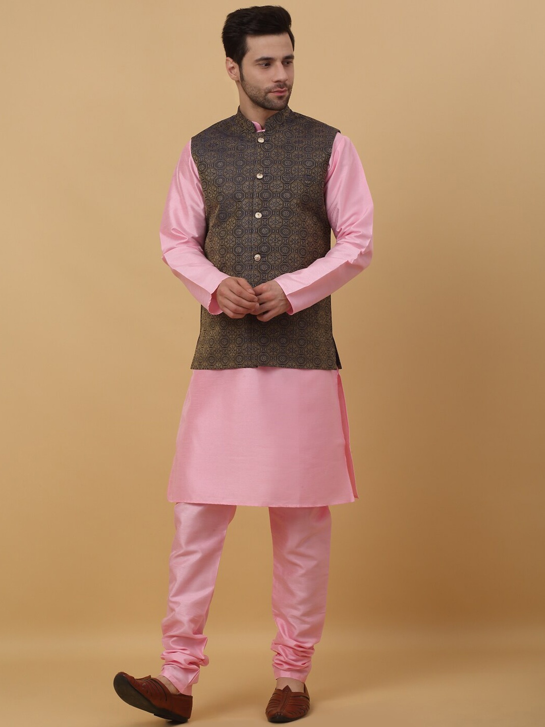 

KRAFT INDIA Jacquard Mandarin Collar Straight Kurta & Churidar With Nehru Jacket, Pink