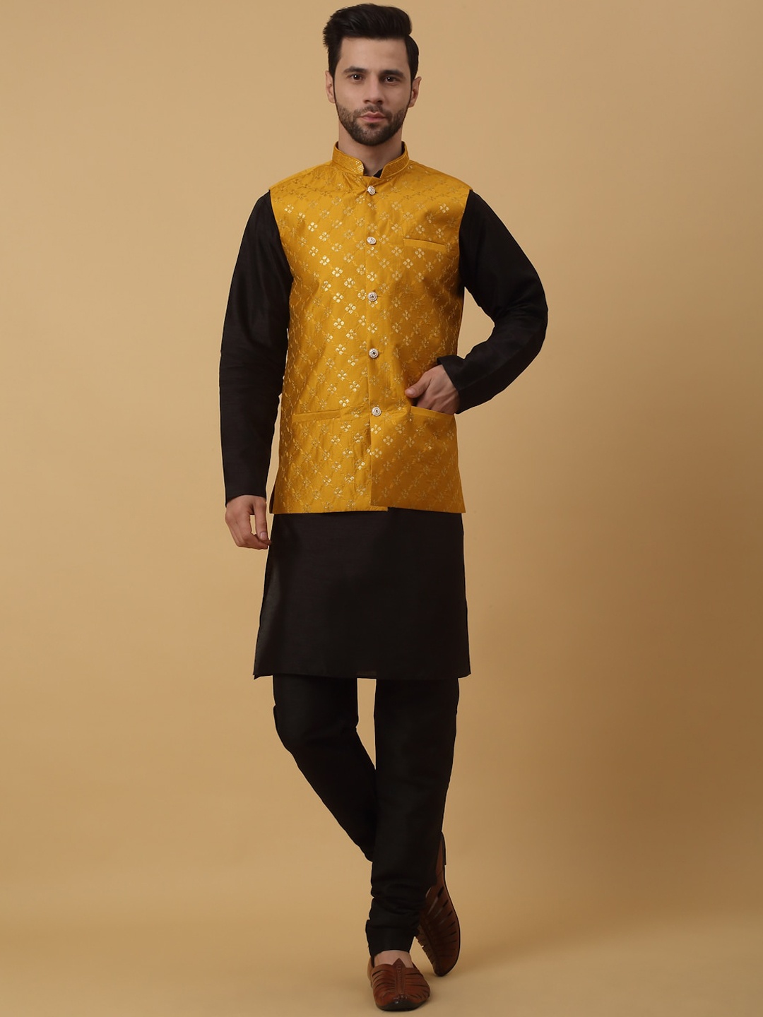 

KRAFT INDIA Mandarin Collar Straight Kurta & Churidar With Nehru Jacket, Black