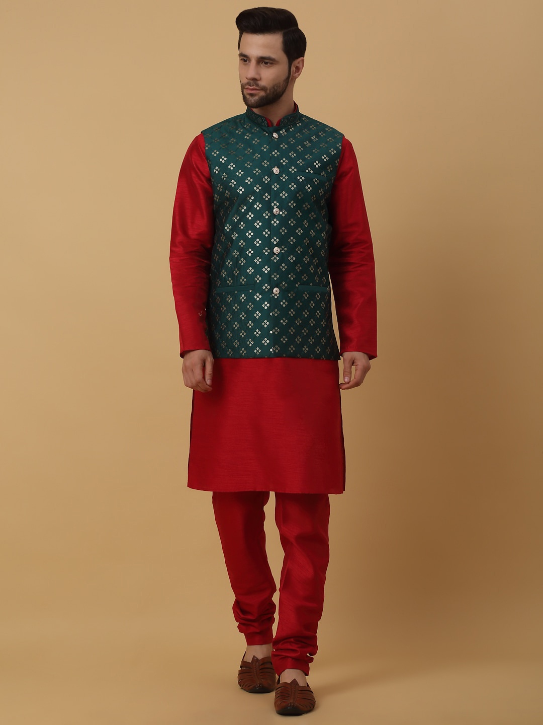 

KRAFT INDIA Jacquard Mandarin Collar Straight Kurta & Churidar With Nehru Jacket, Maroon