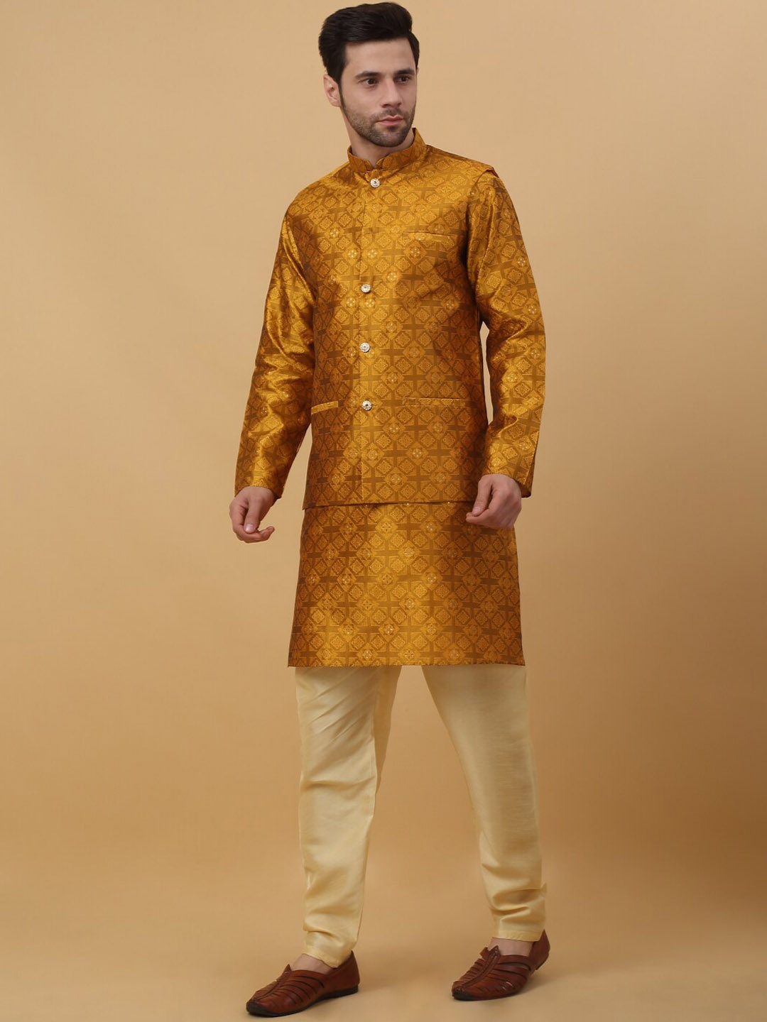 

KRAFT INDIA Ethnic Motifs Printed Sequinned Mandarin Collar Jacquard Kurta With Churidar, Mustard