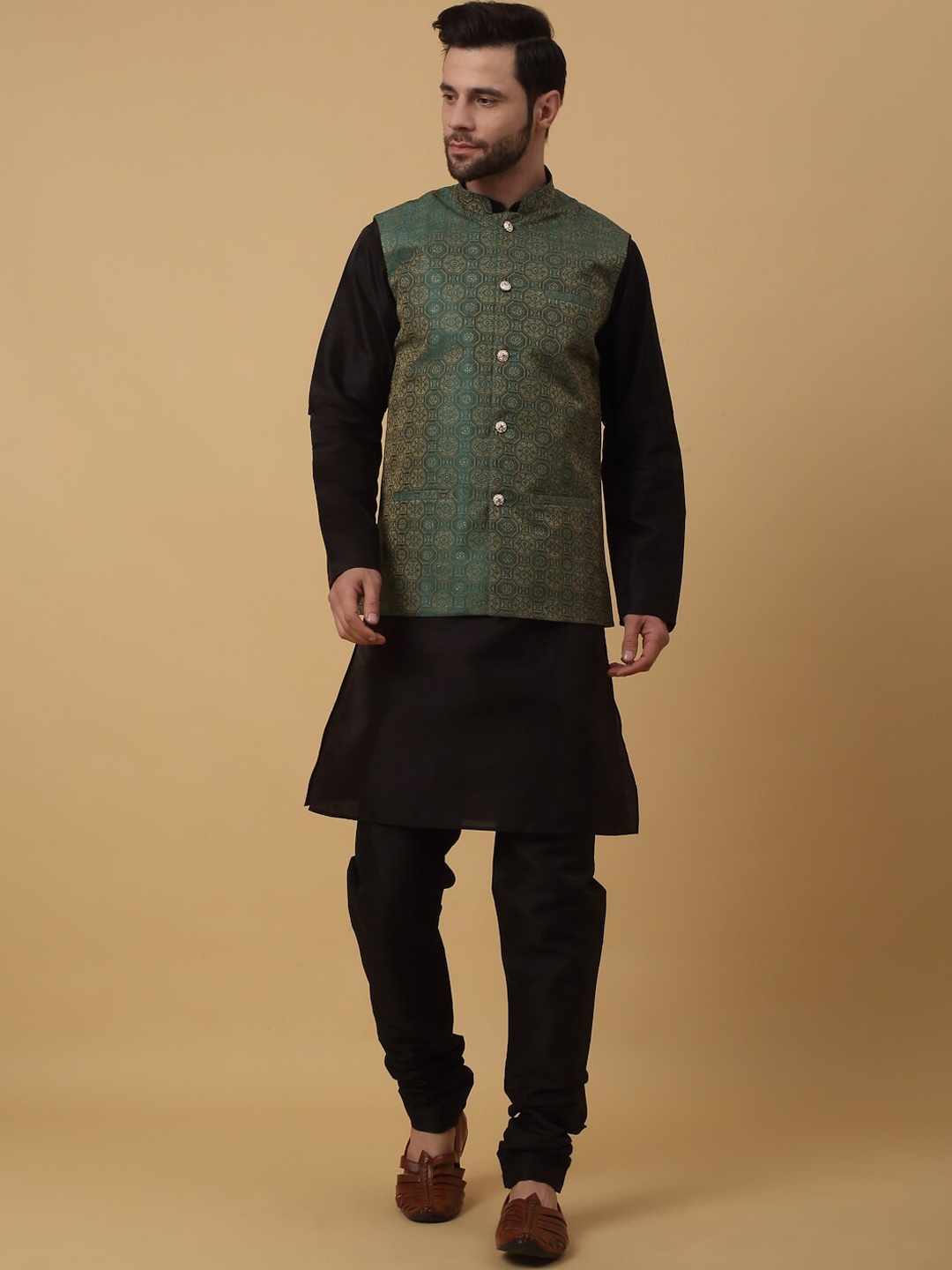 

KRAFT INDIA Mandarin Collar Straight Kurta & Churidar With Nehru Jacket, Black