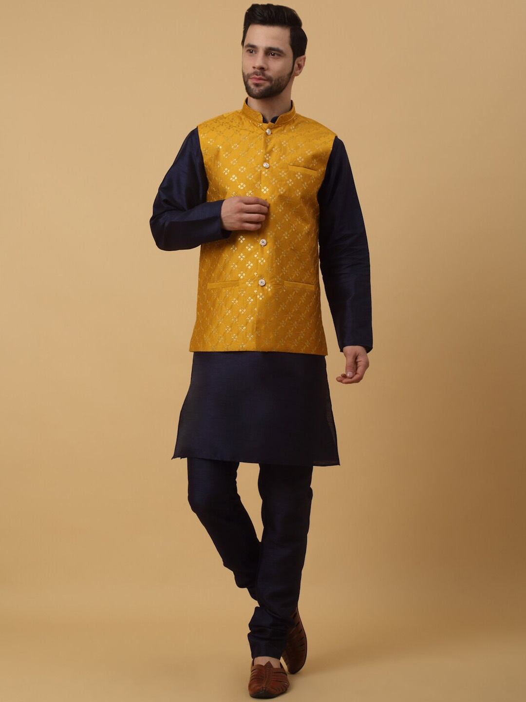 

KRAFT INDIA Mandarin Collar Sequinned Kurta With Churidar, Navy blue
