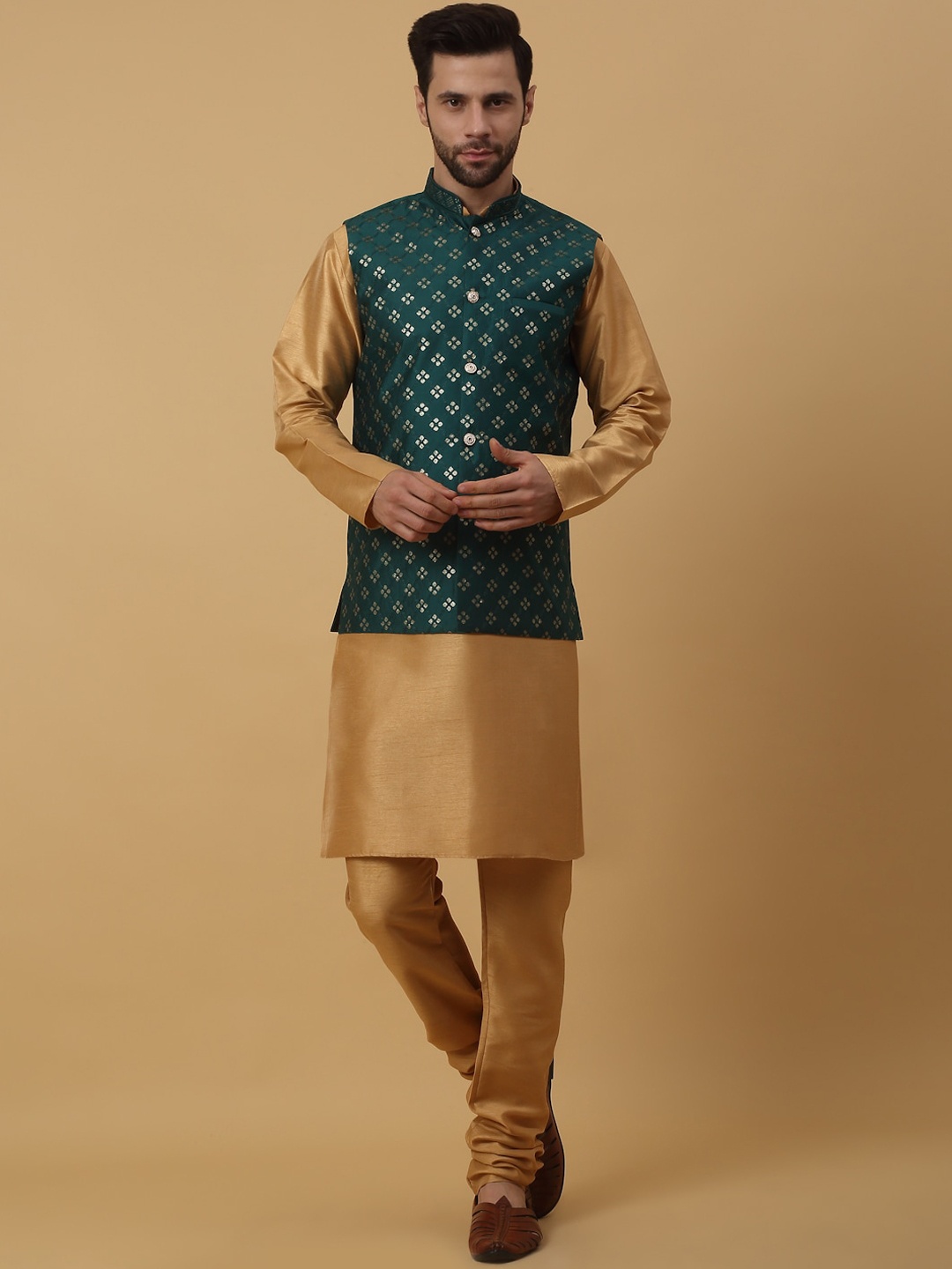 

KRAFT INDIA Mandarin Collar Long Sleeves Regular Kurta With Churidar & Jacket, Gold