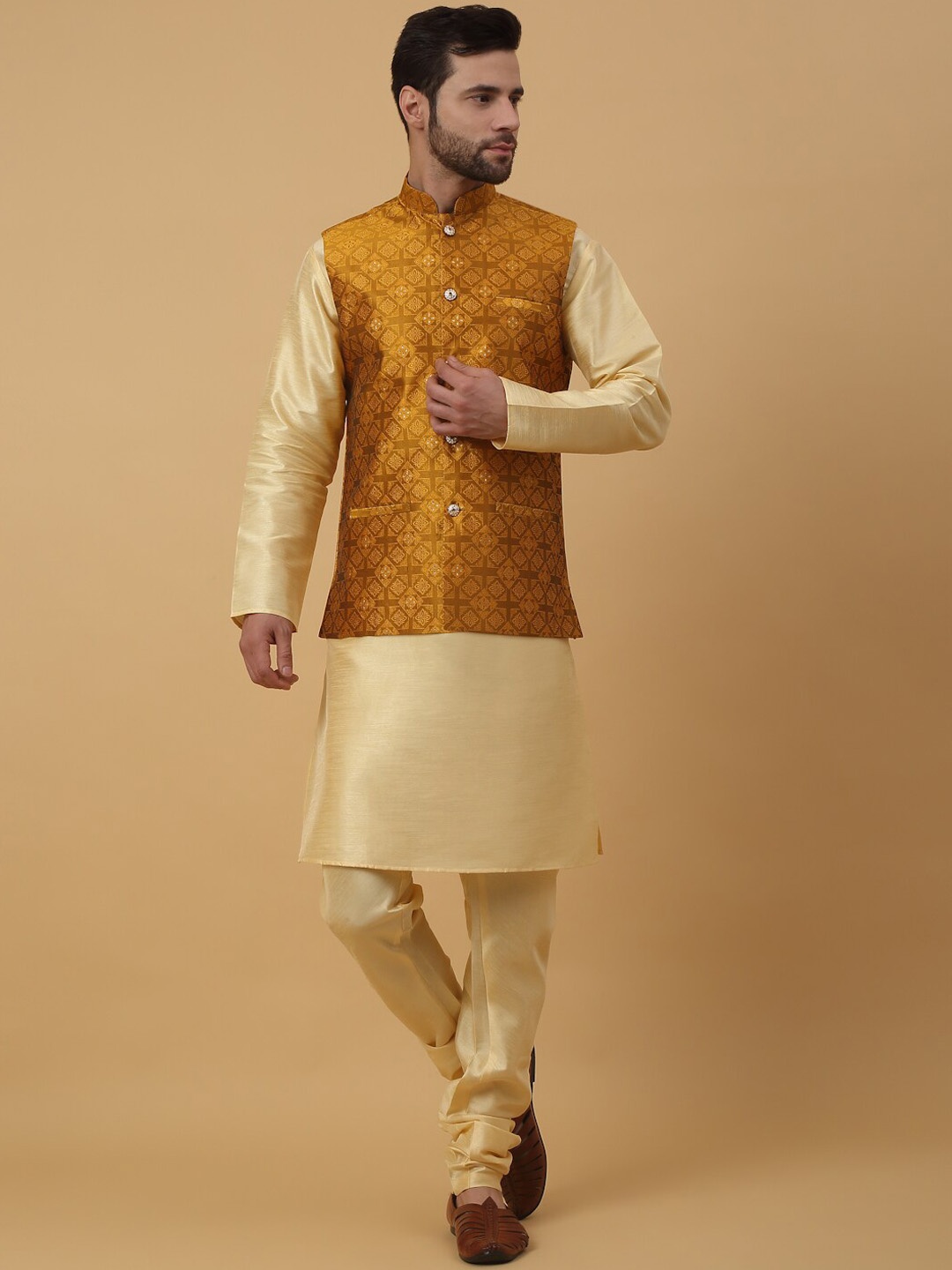 

KRAFT INDIA Ethnic Motifs Mandarin Collar Long Sleeves Kurta with Churidar, Beige