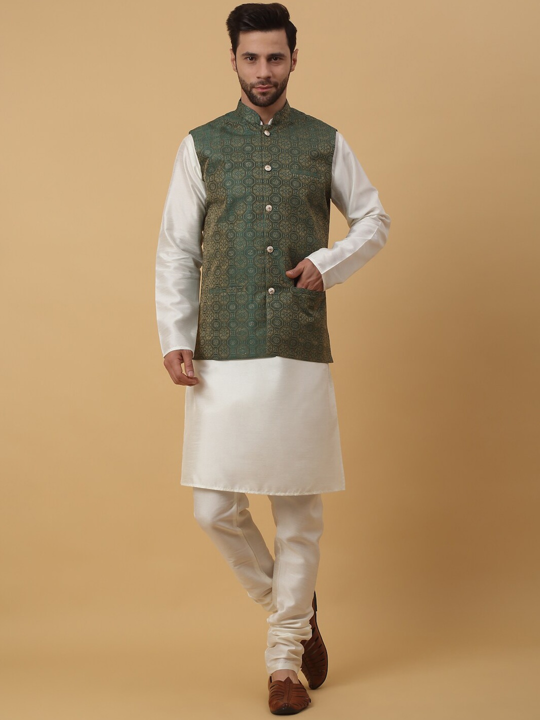 

KRAFT INDIA Mandarin Collar Long Sleeves Regular Kurta With Churidar & Nehru Jacket, Cream