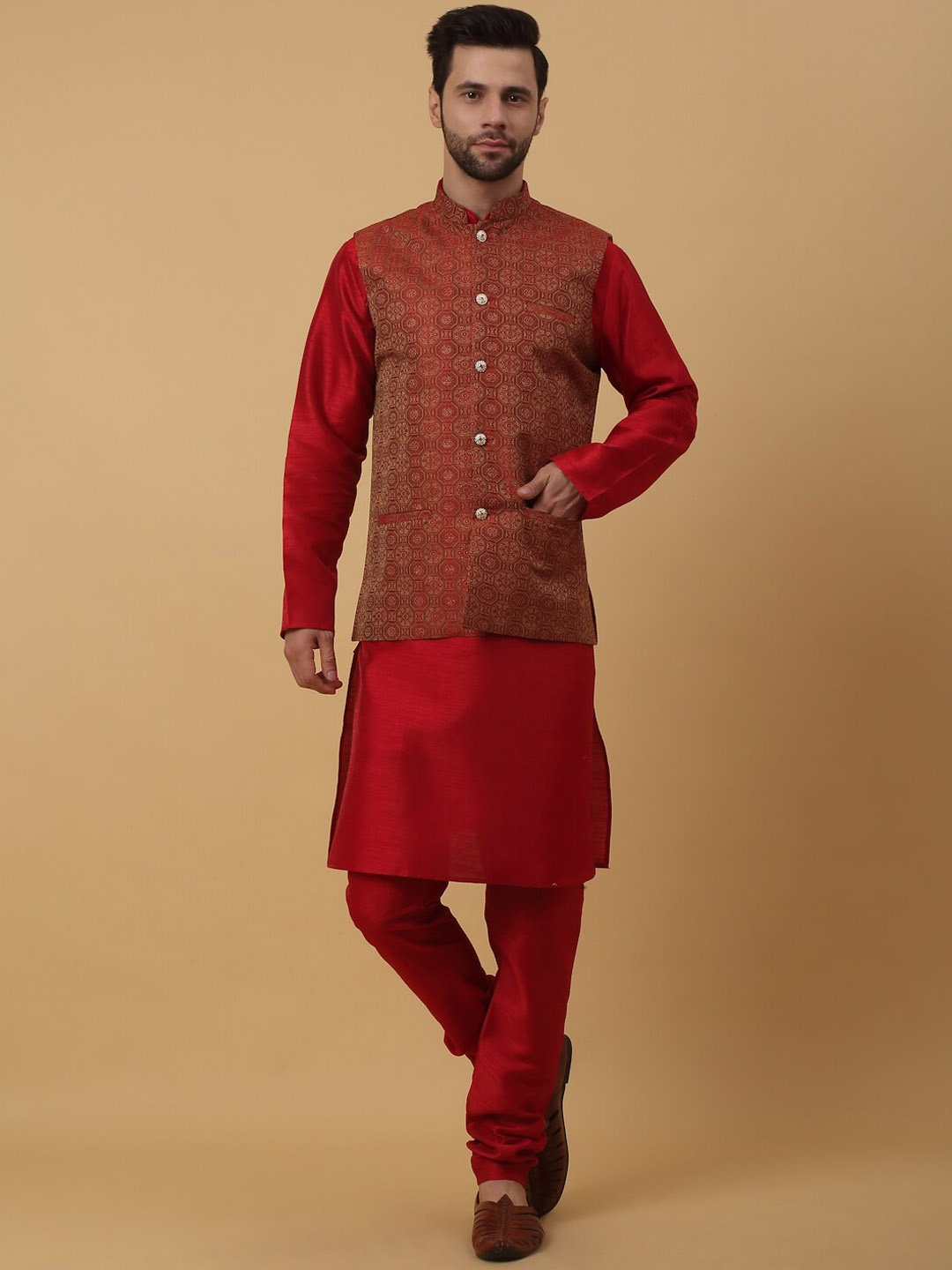 

KRAFT INDIA Mandarin Collar Kurta With Churidar & Nehru Jacket, Maroon