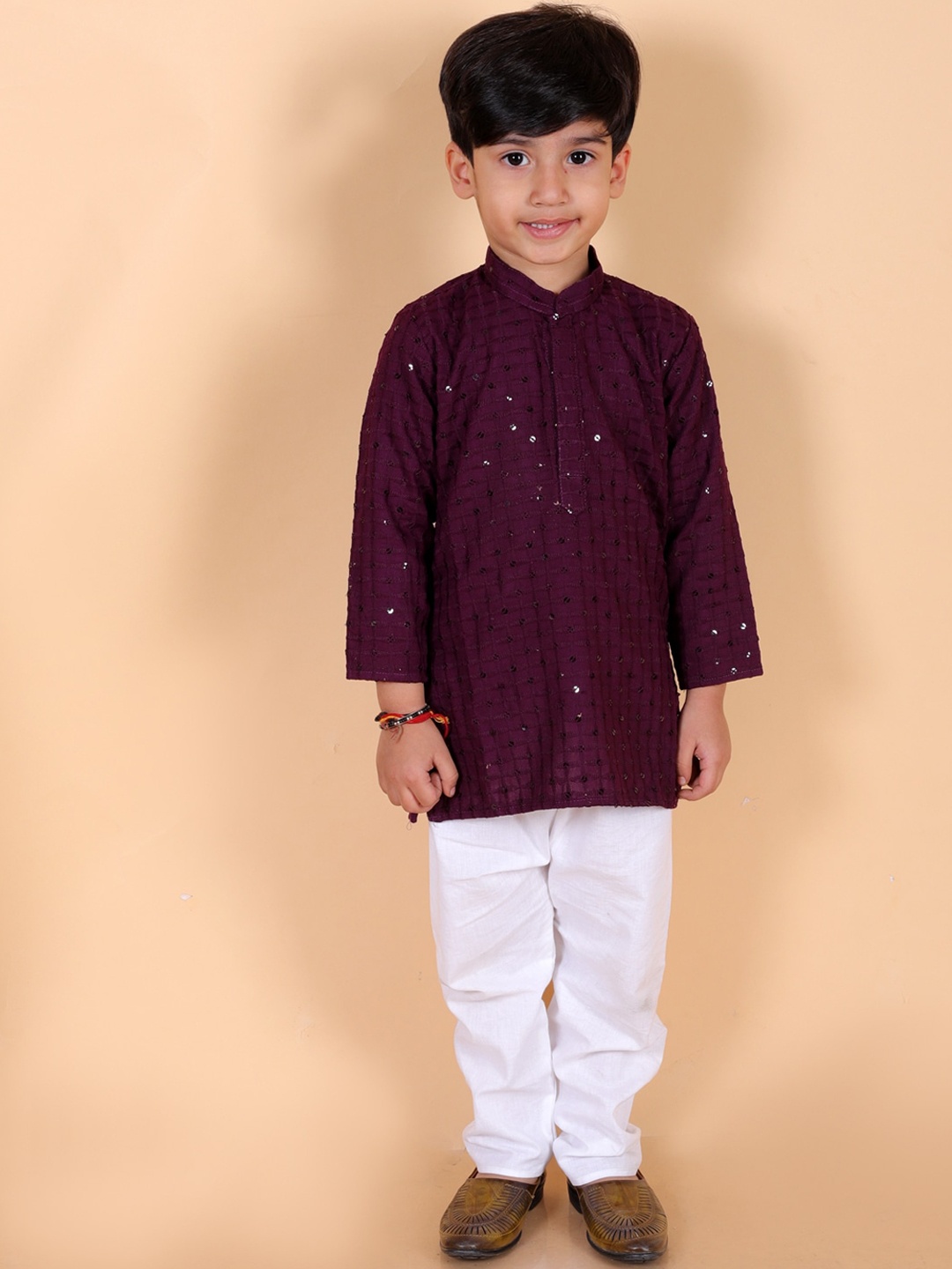 

BAESD Boys Embroidered Regular Sequinned Pure Cotton Kurta with Pyjamas, Purple