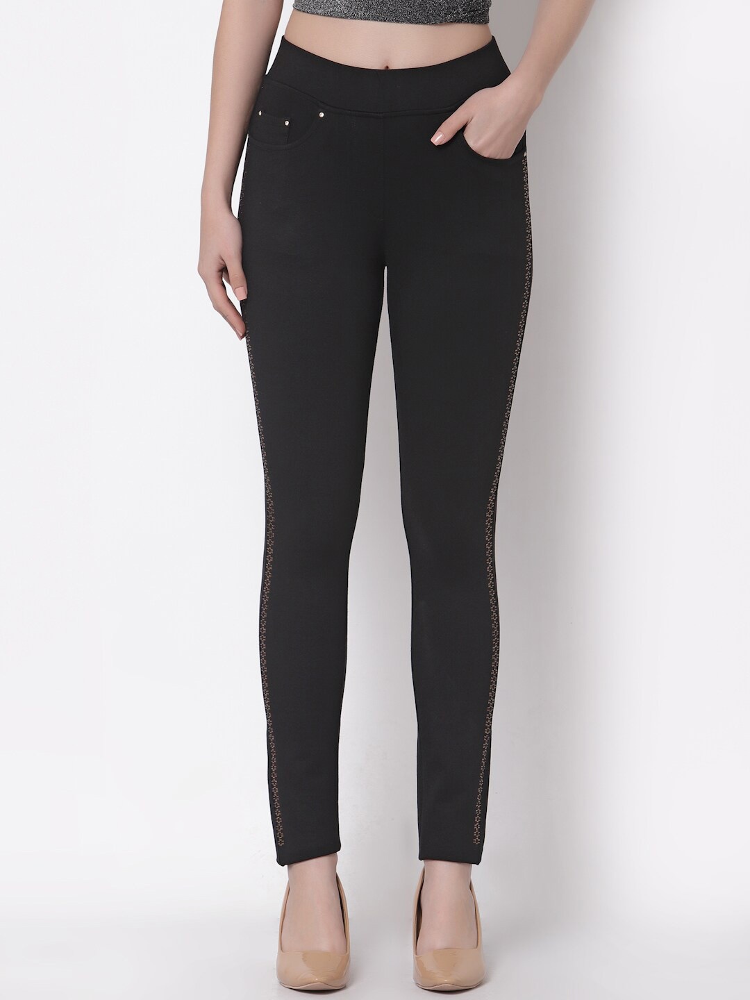 

Westwood Women Skinny Fit Embellished Jeggings, Black