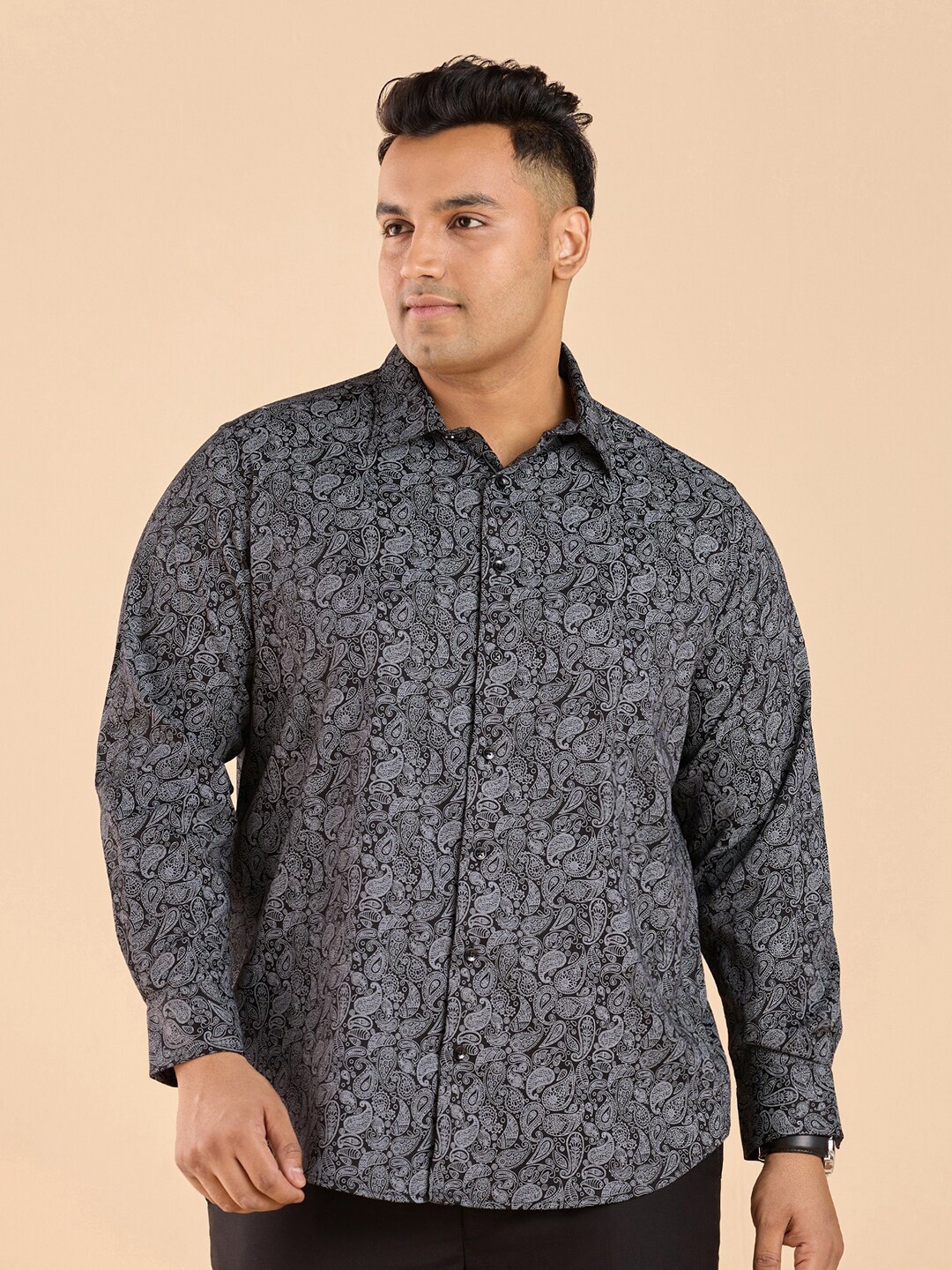 

Big Hello - The Plus Life Paisley Printed Cotton Casual Shirt, Black