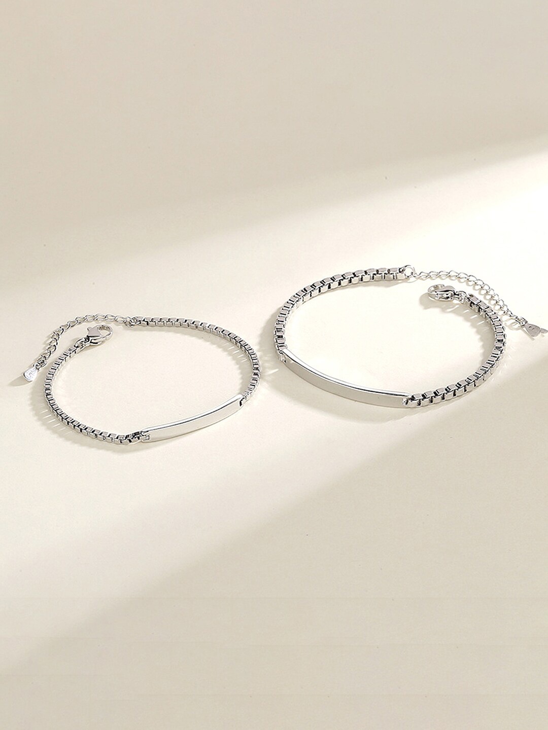 

Peora Unisex Set Of 2 2 Silver-Plated Link Bracelets