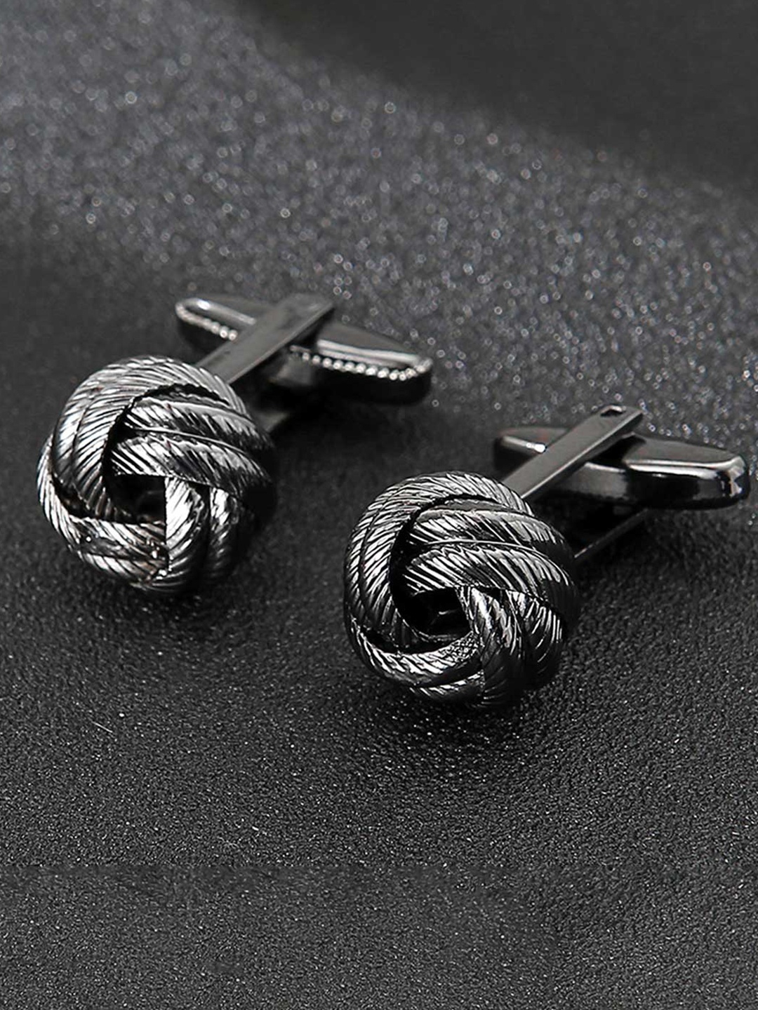 

Peora Men 316L Stainless Steel Silver-Plated Quirky Cufflink