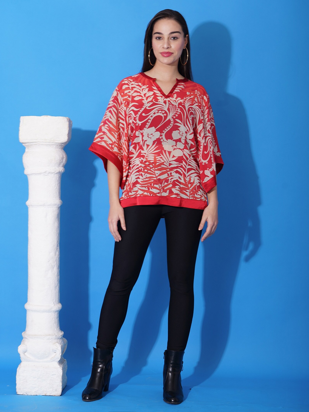 

DEBONATELLA Floral Printed Mandarin Collar Short Sleeves Top, Red