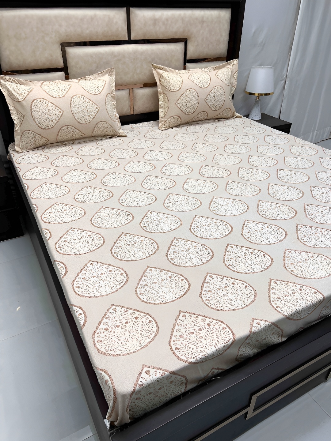 

Pure Decor Cream & Brown Floral Cotton 300 TC Queen Bedsheet with 2 Pillow Covers