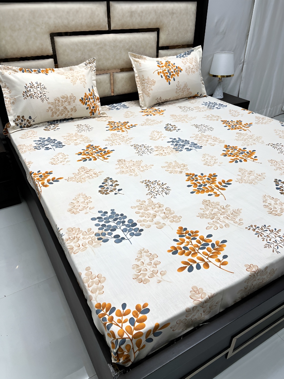 

Pure Decor Beige & Orange Floral Cotton 300 TC Queen Bedsheet with 2 Pillow Covers