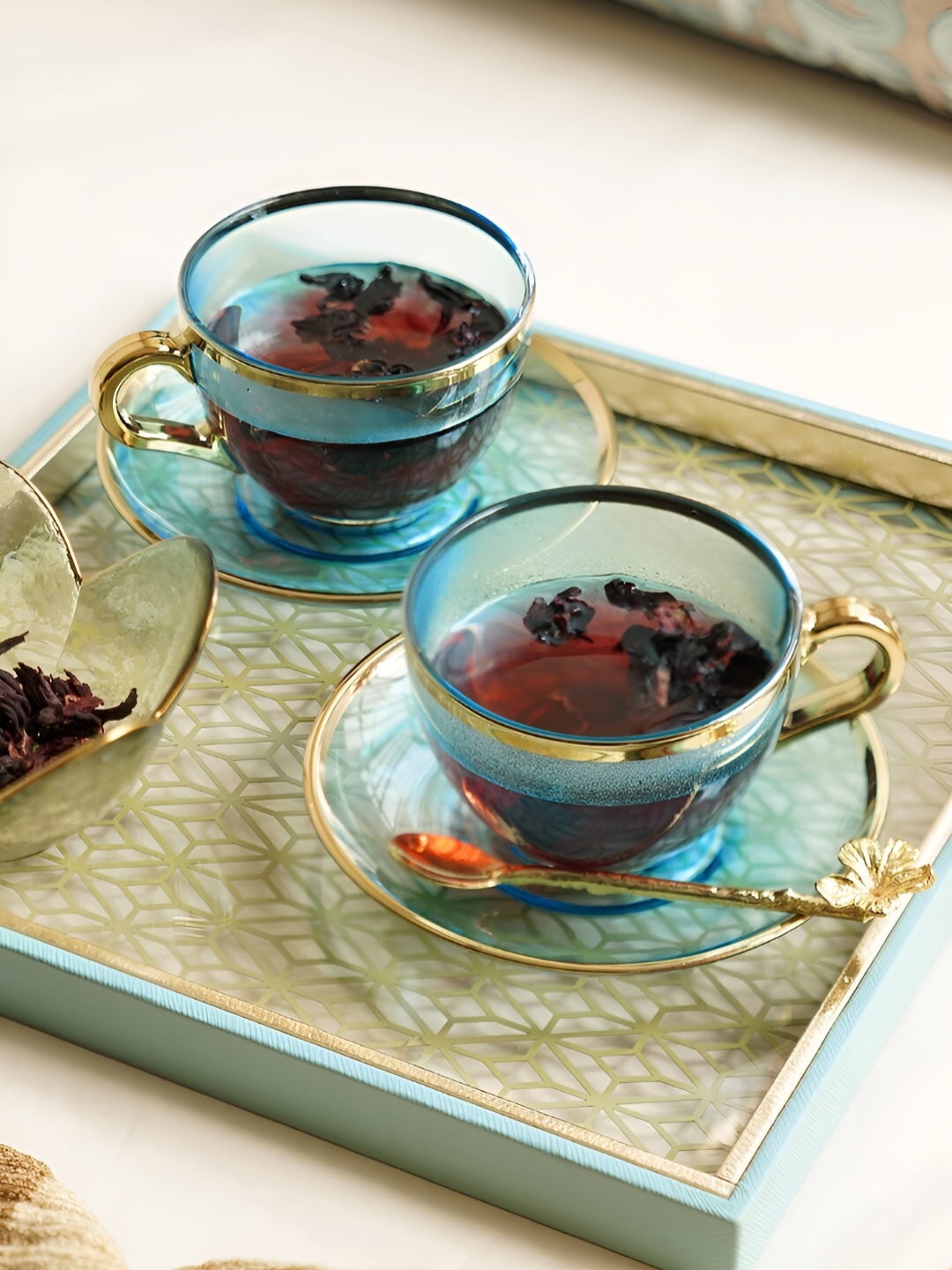 

Pure Home and Living Blue & Transparent 2 Pcs Glass Transparent Cups and Saucers Set