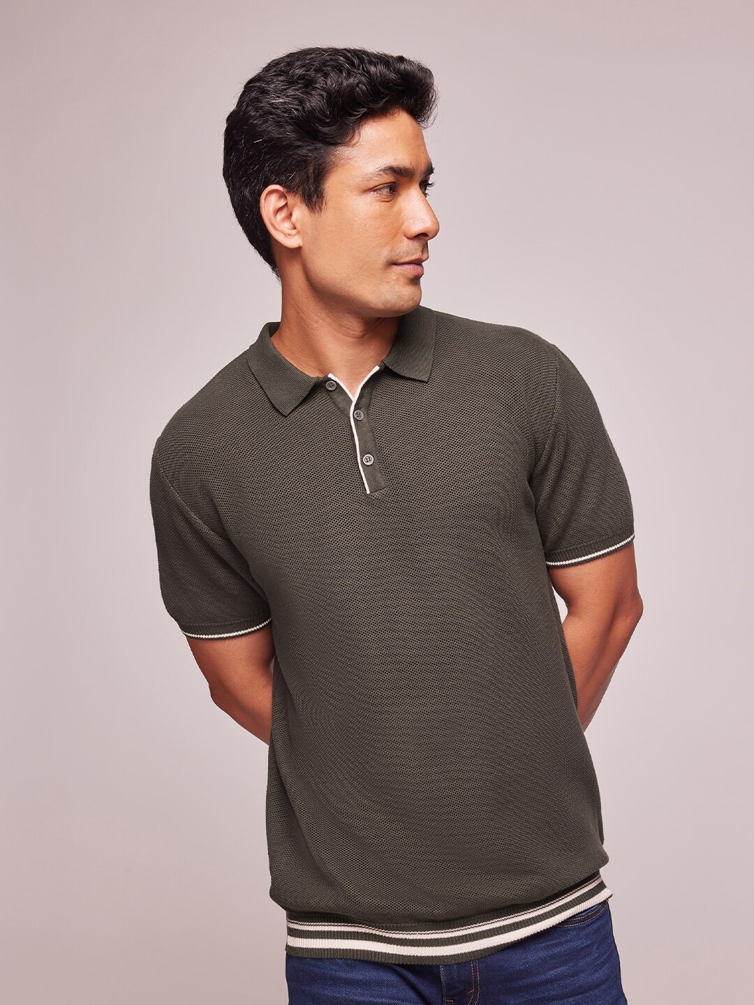 

Bombay High Men Regular Fit Polo T-Shirt With Contrast Tipping, Olive
