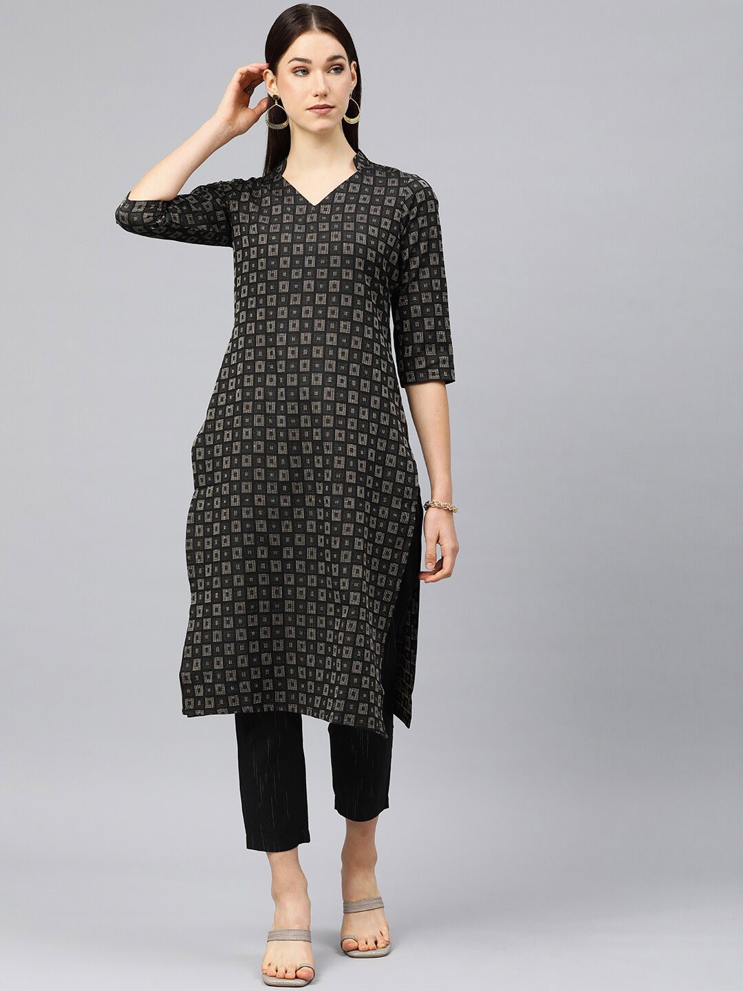 

KALINI Regular Thread Work Kurta with Trousers, Black