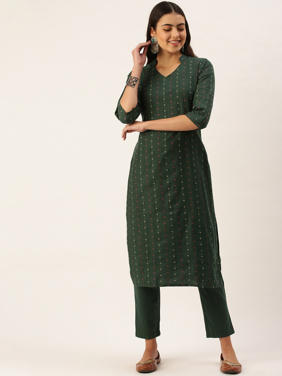 

KALINI Regular Thread Work Kurta with Trousers, Green