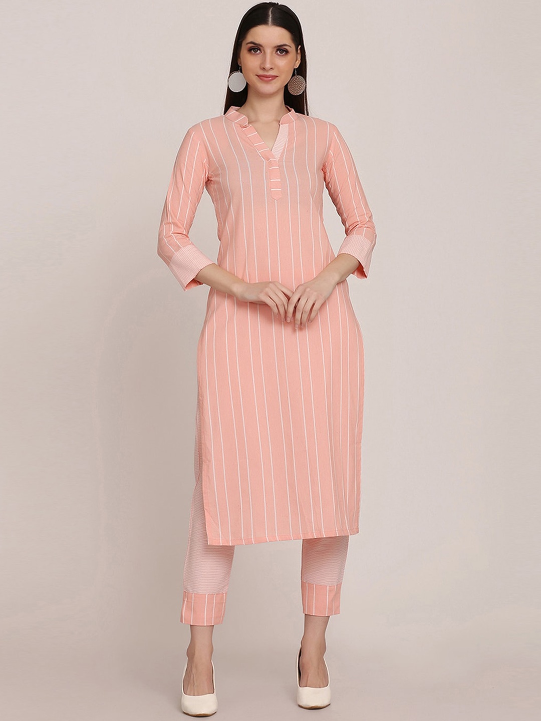 

HRITIKA Striped Mandarin Collar Straight Kurta With Trouser, Peach