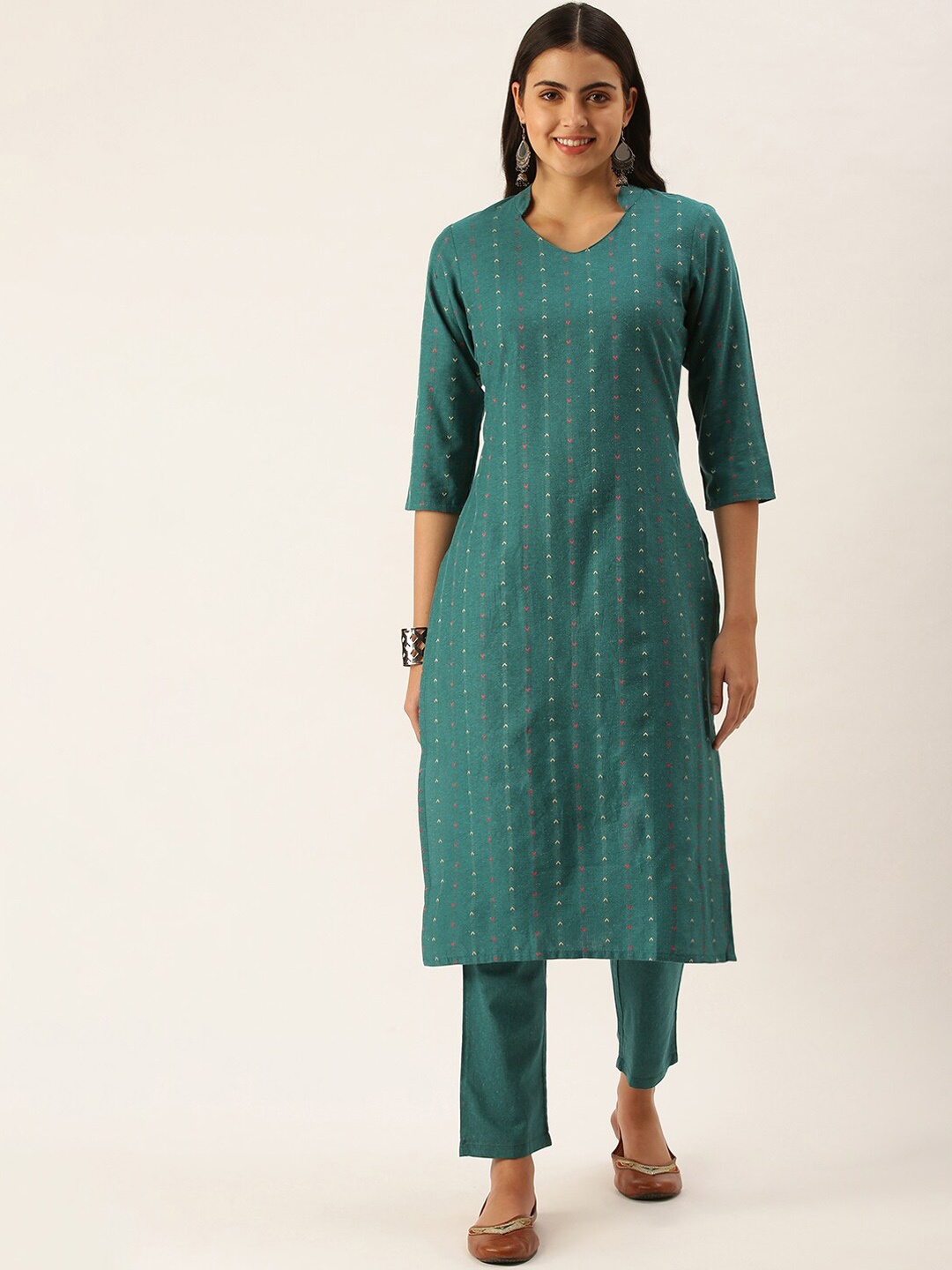 

HRITIKA Woven Design Mandarin Collar Jacquard Straight Kurta With Trouser, Green