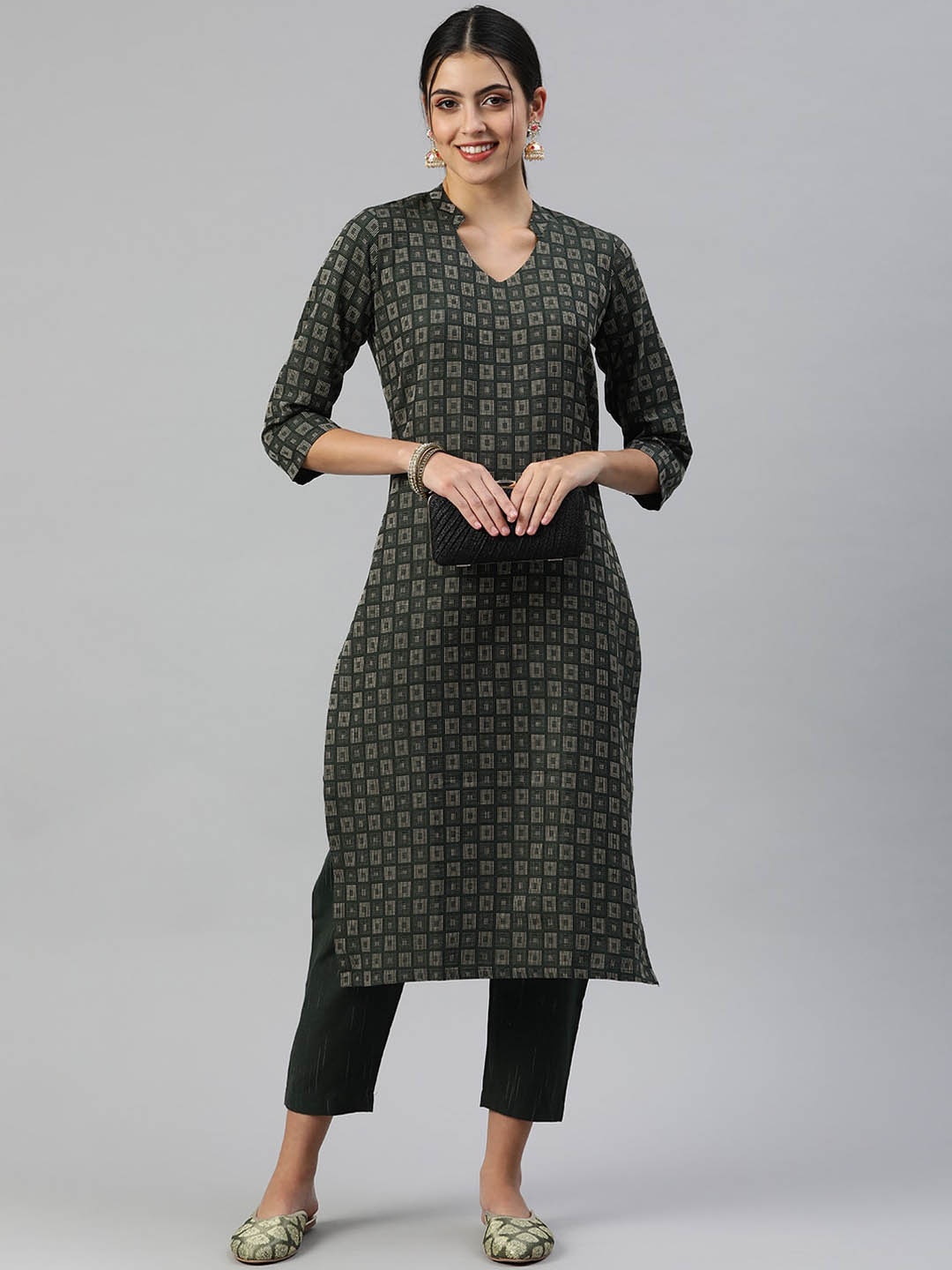 

HRITIKA Checked Woven Design V-Neck Thread Work Straight Kurta With Trouser, Green