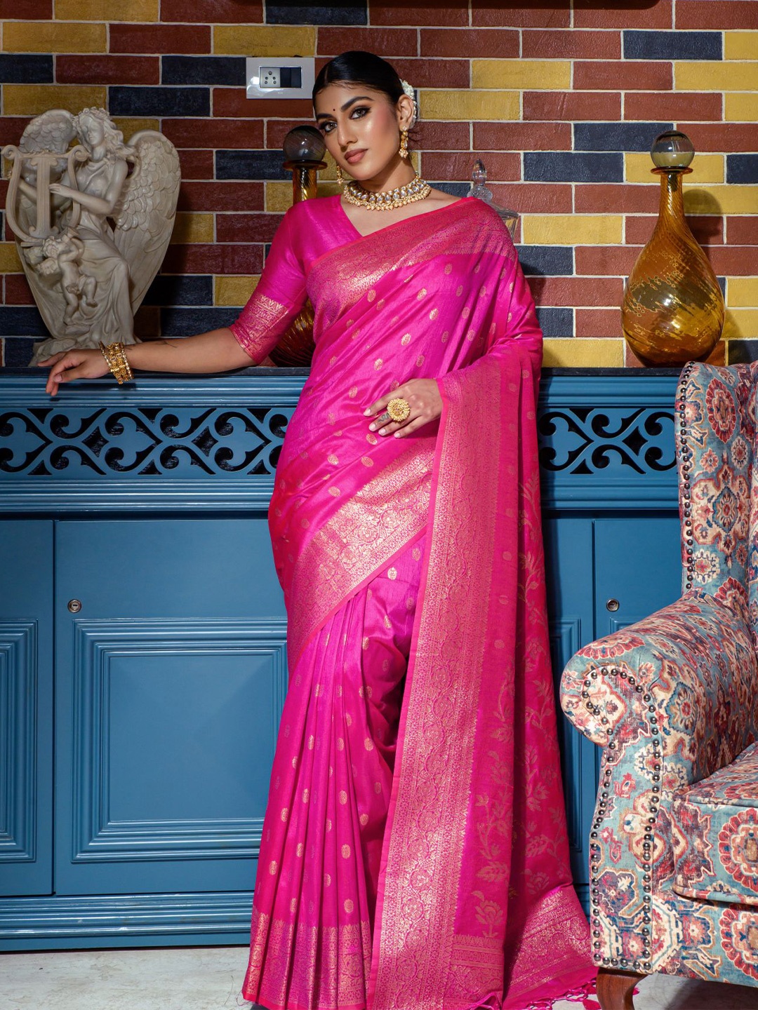 

Anouk Ethnic Motifs Woven Design Zari Pure Silk Saree, Pink